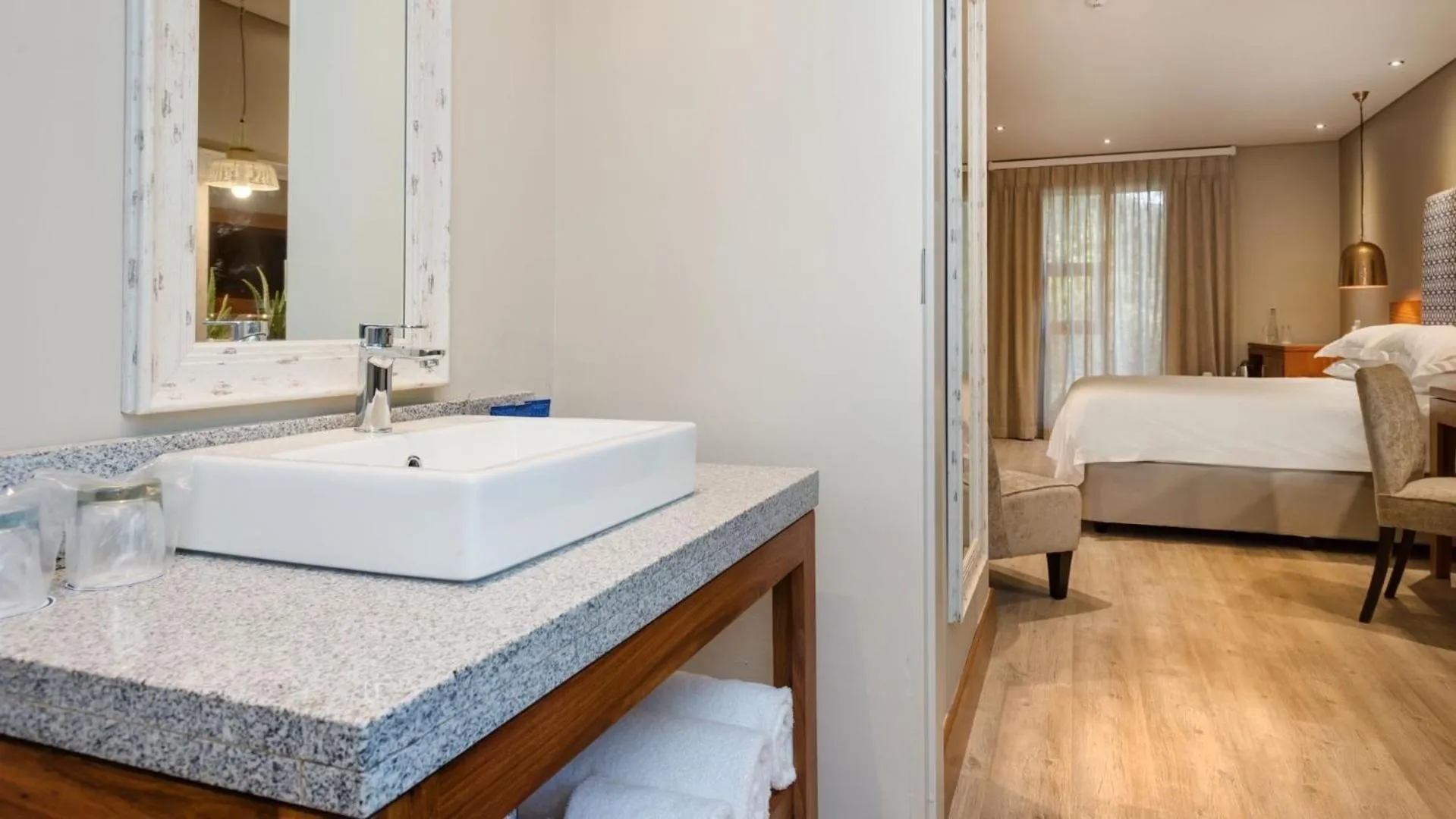 Bathroom, Bed in ANEW Resort Hunters Rest Rustenburg