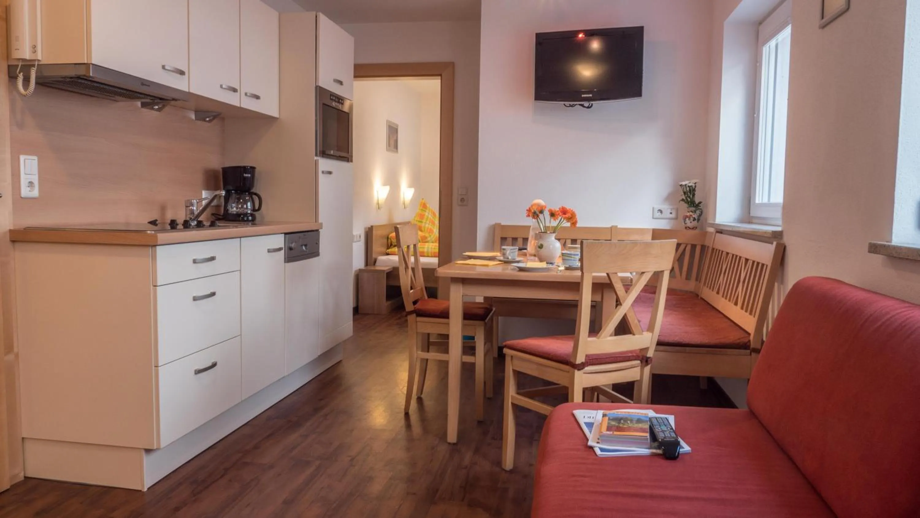 Kitchen or kitchenette in Alpenapart Saphir