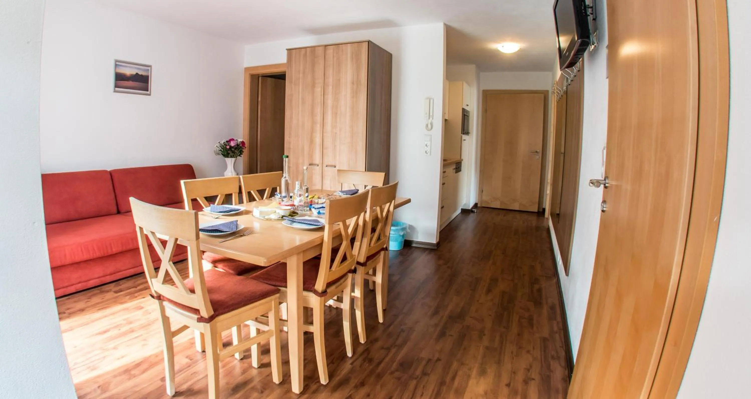 Dining area in Alpenapart Saphir