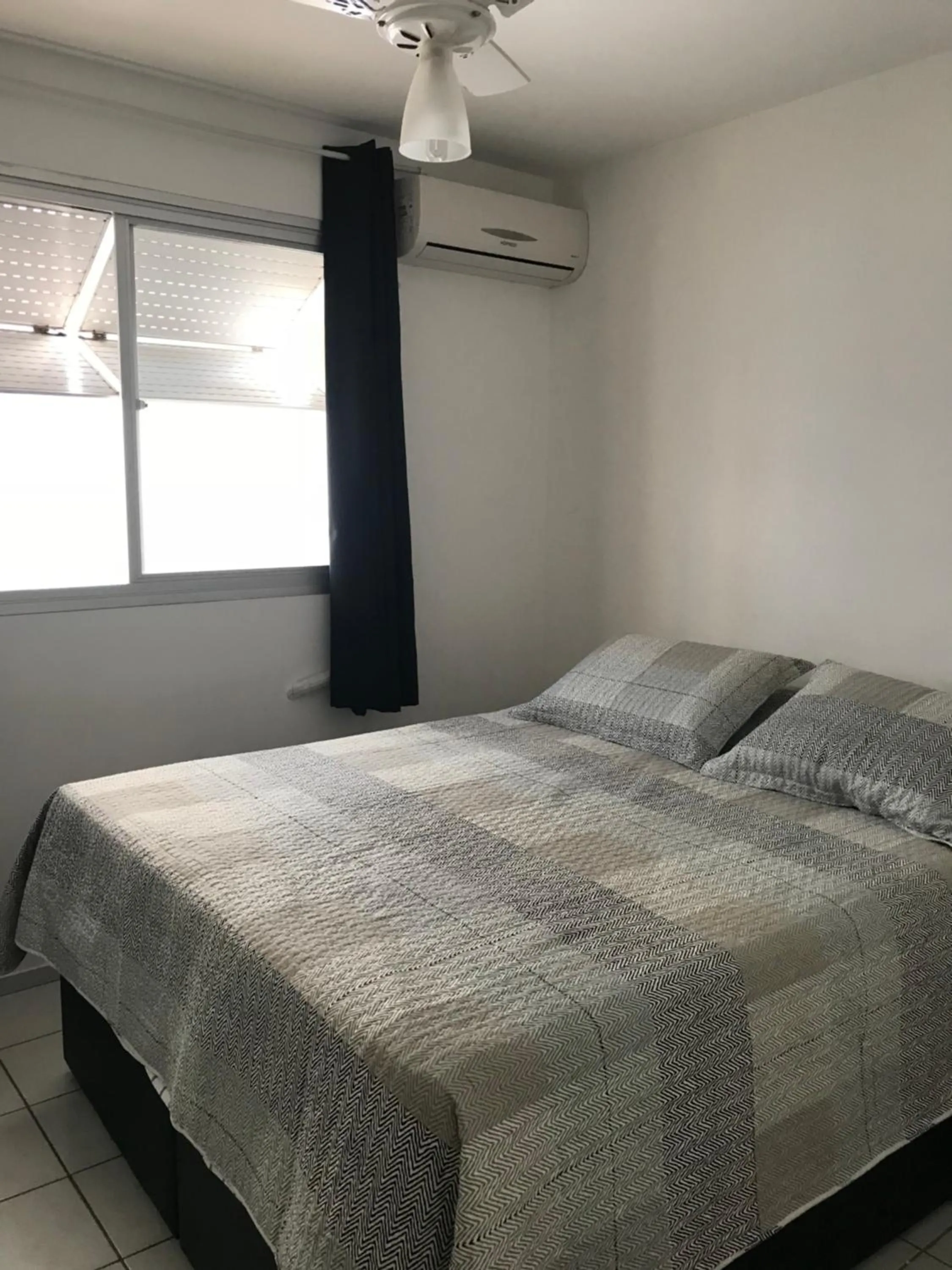 Bedroom, Bed in Apartamento Confortavel em Balneário Camboriu