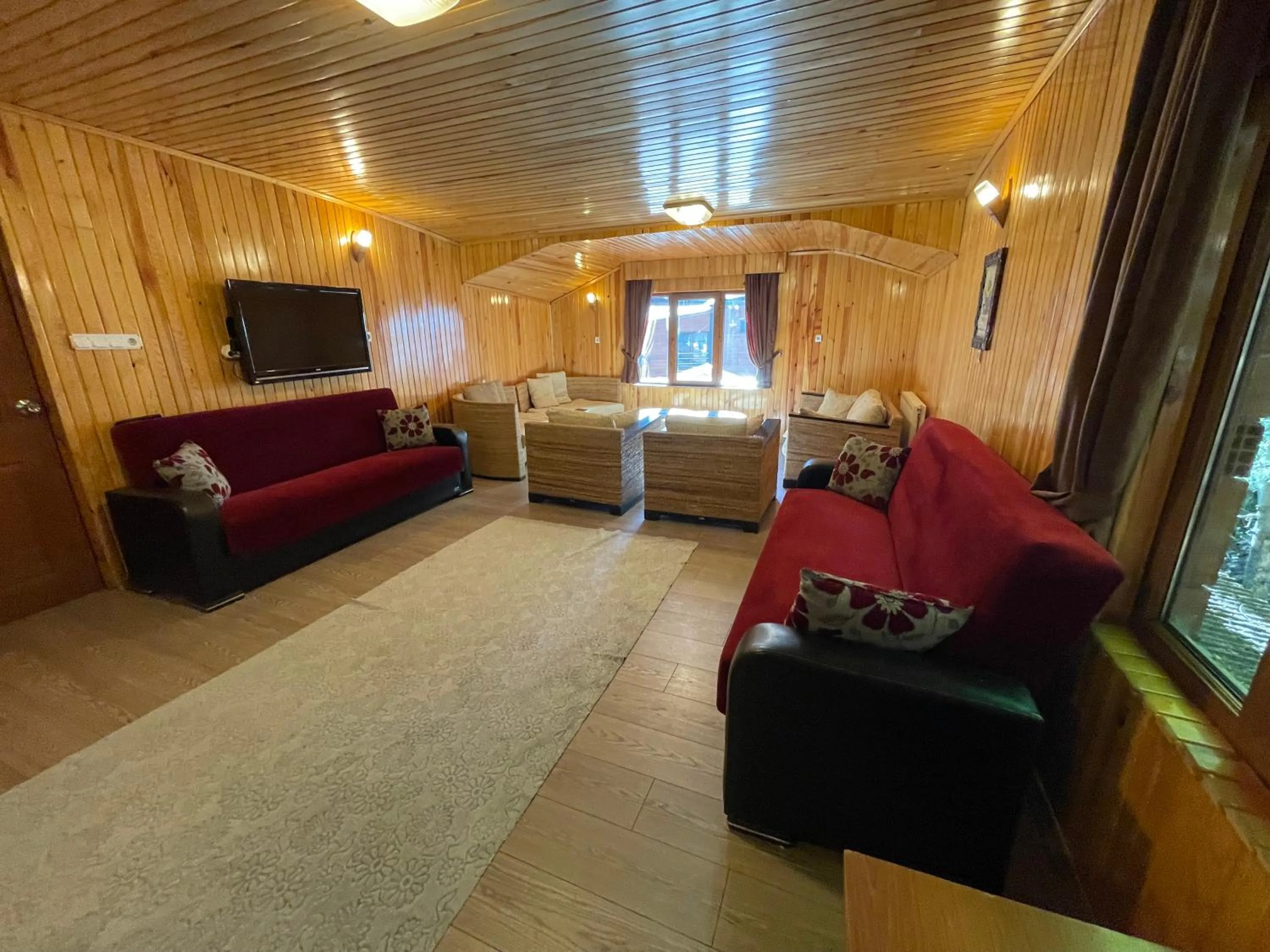 Living room in Ozkan Otel