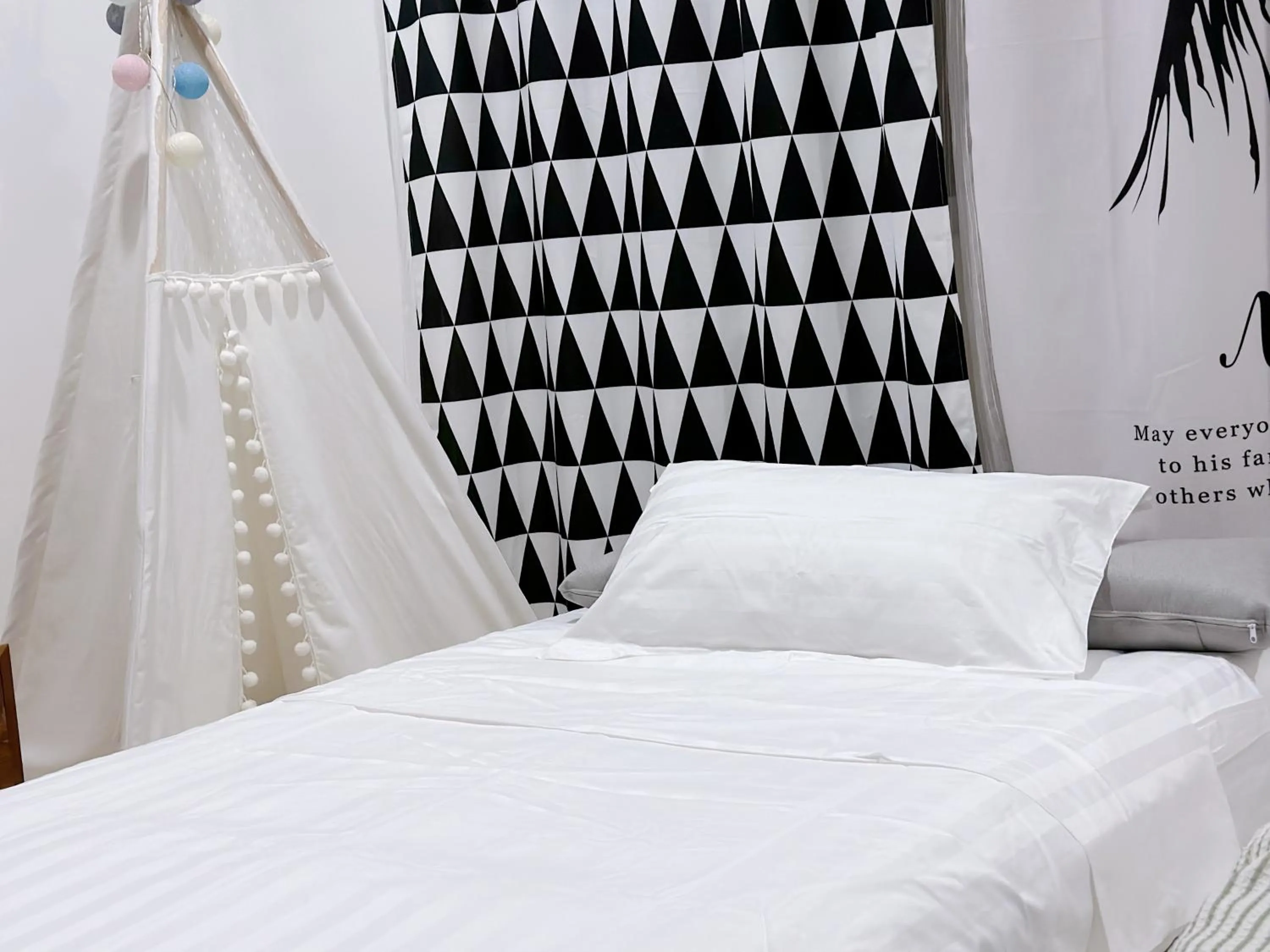 Bed in 1949 Dreamy Home