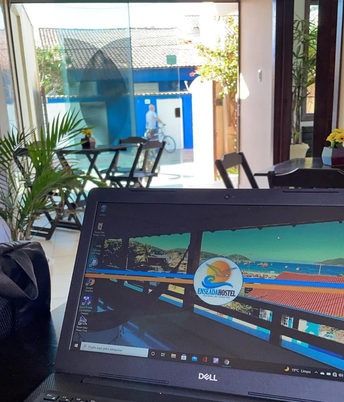 Patio in Enseada Hostel