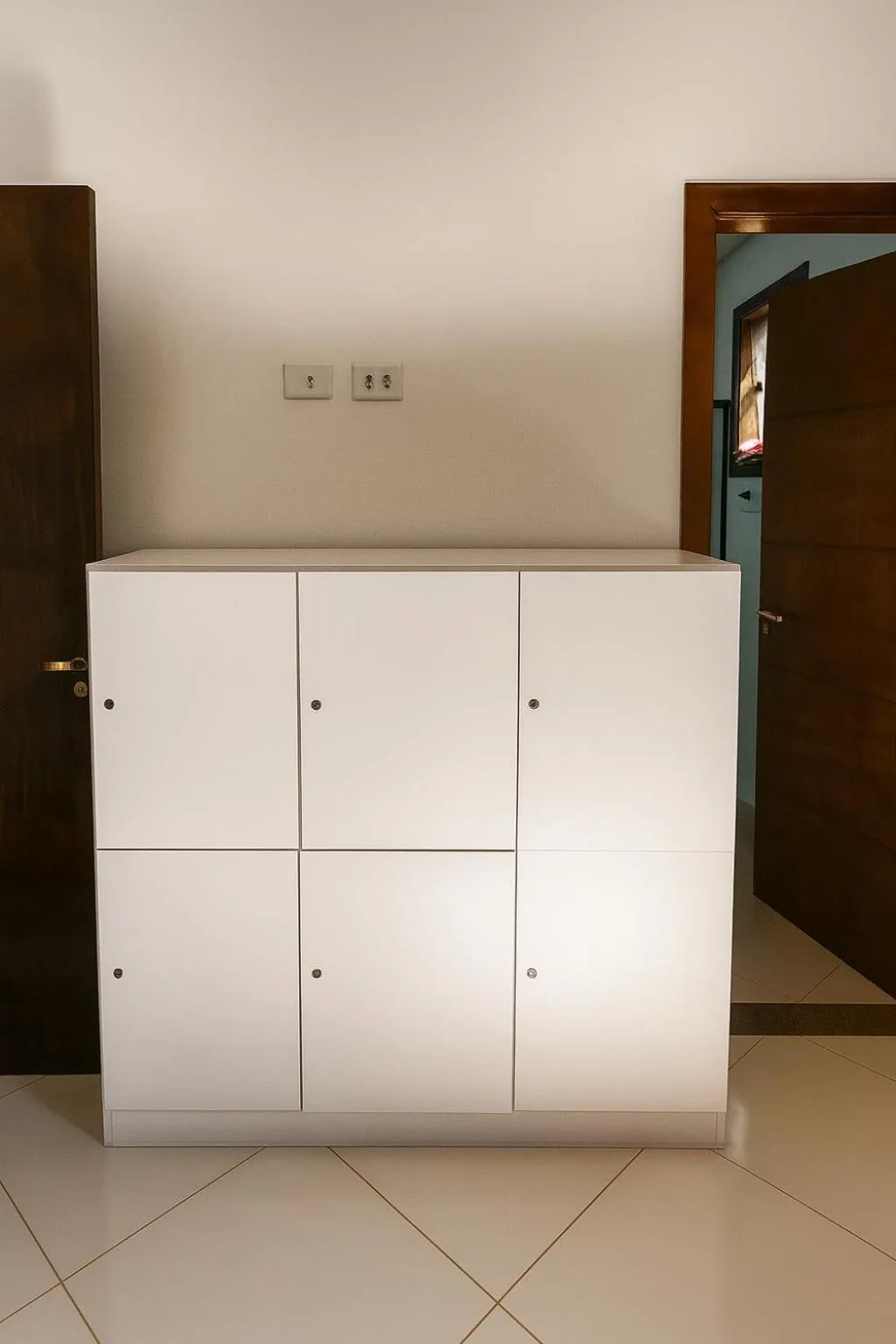 locker in Enseada Hostel