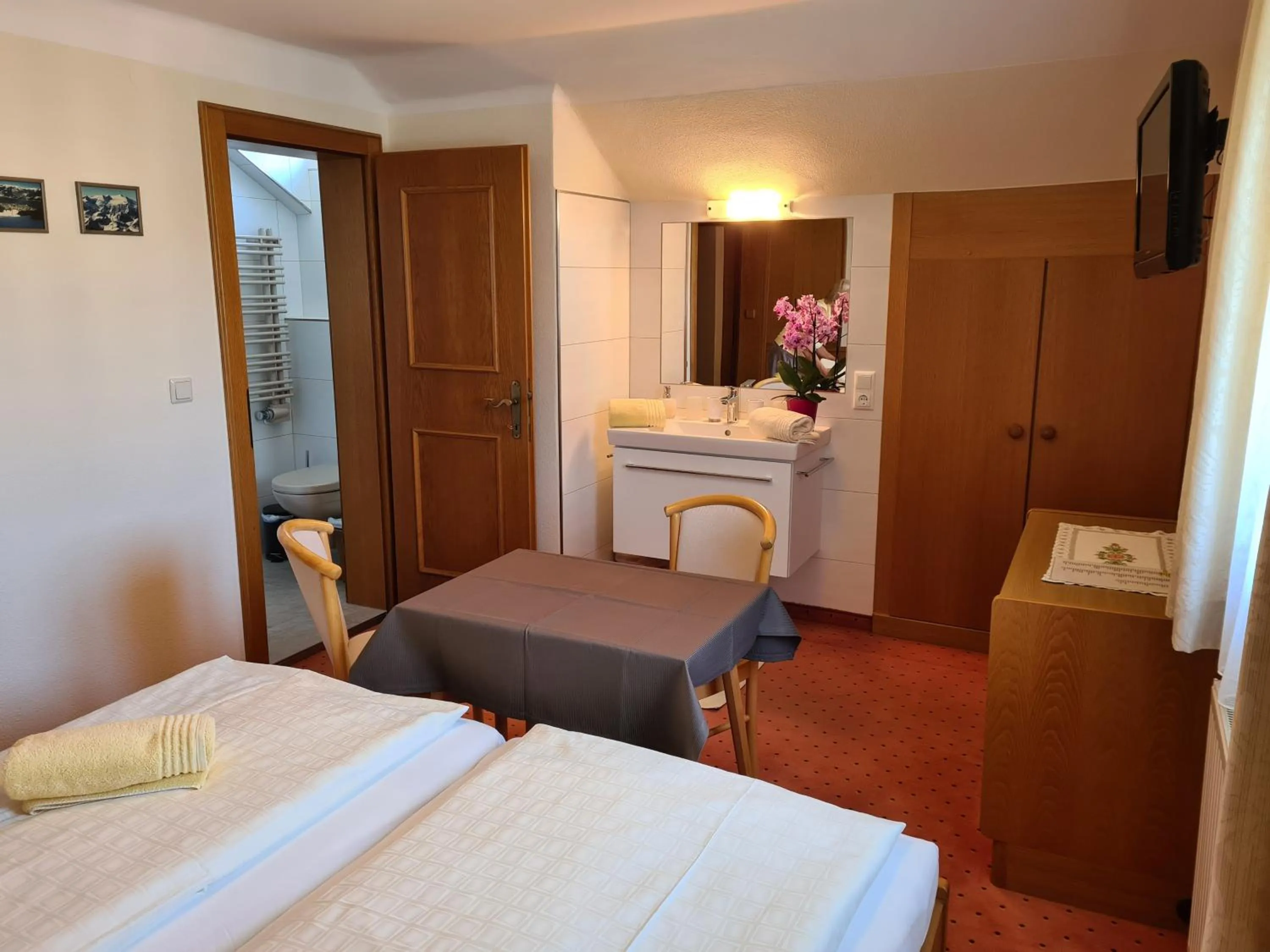 Photo of the whole room, Bed in Landhaus Gassner