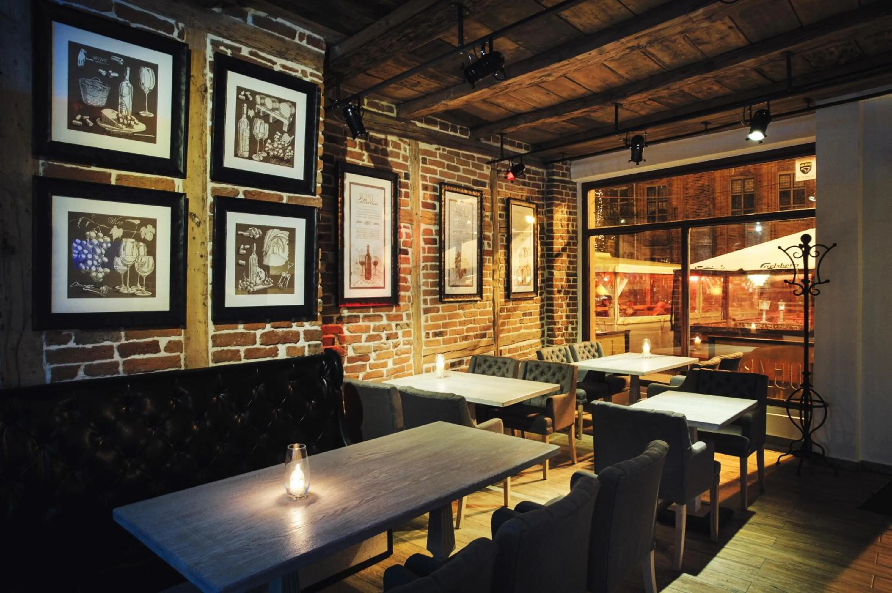 Lounge or bar in Apartamenty Chleb i Wino Strumykowa