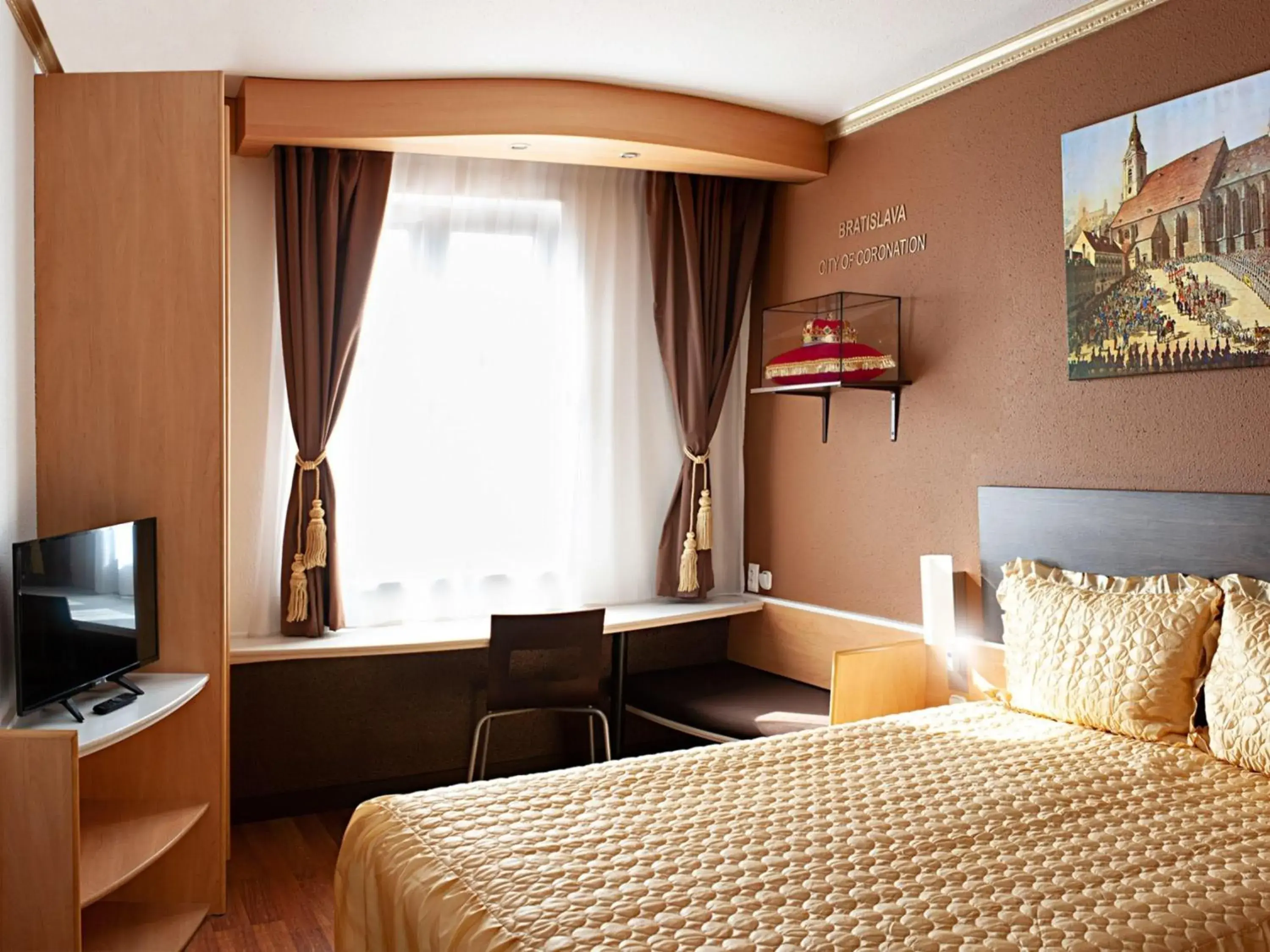 Bedroom, Bed in Ibis Bratislava Centrum Bedroom, Bed in Ibis Bratislava Centrum