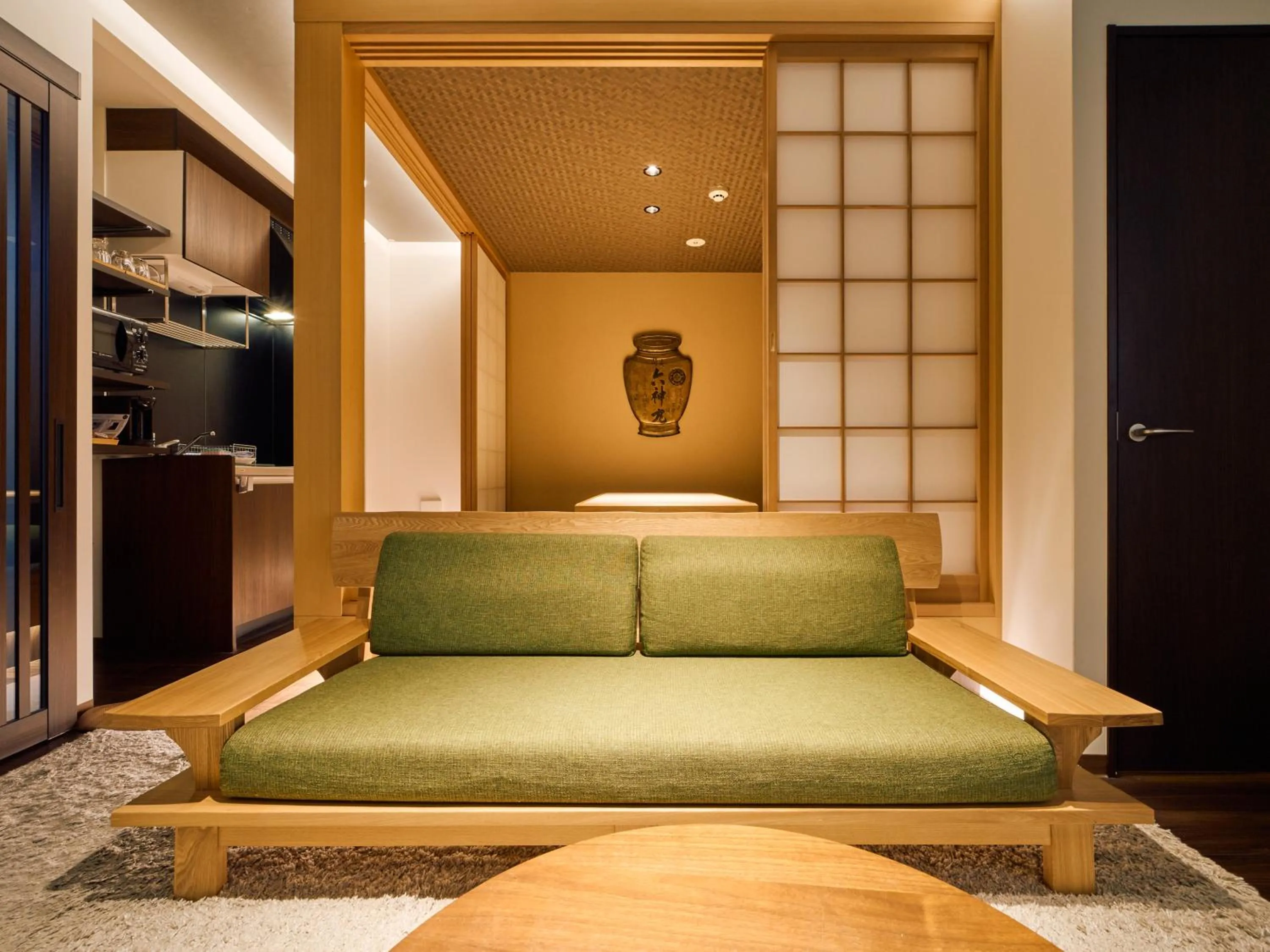 KONJAKUSO Osaka Dotonbori "SHOSHI" "GŌYAKUYA"SPA Stay