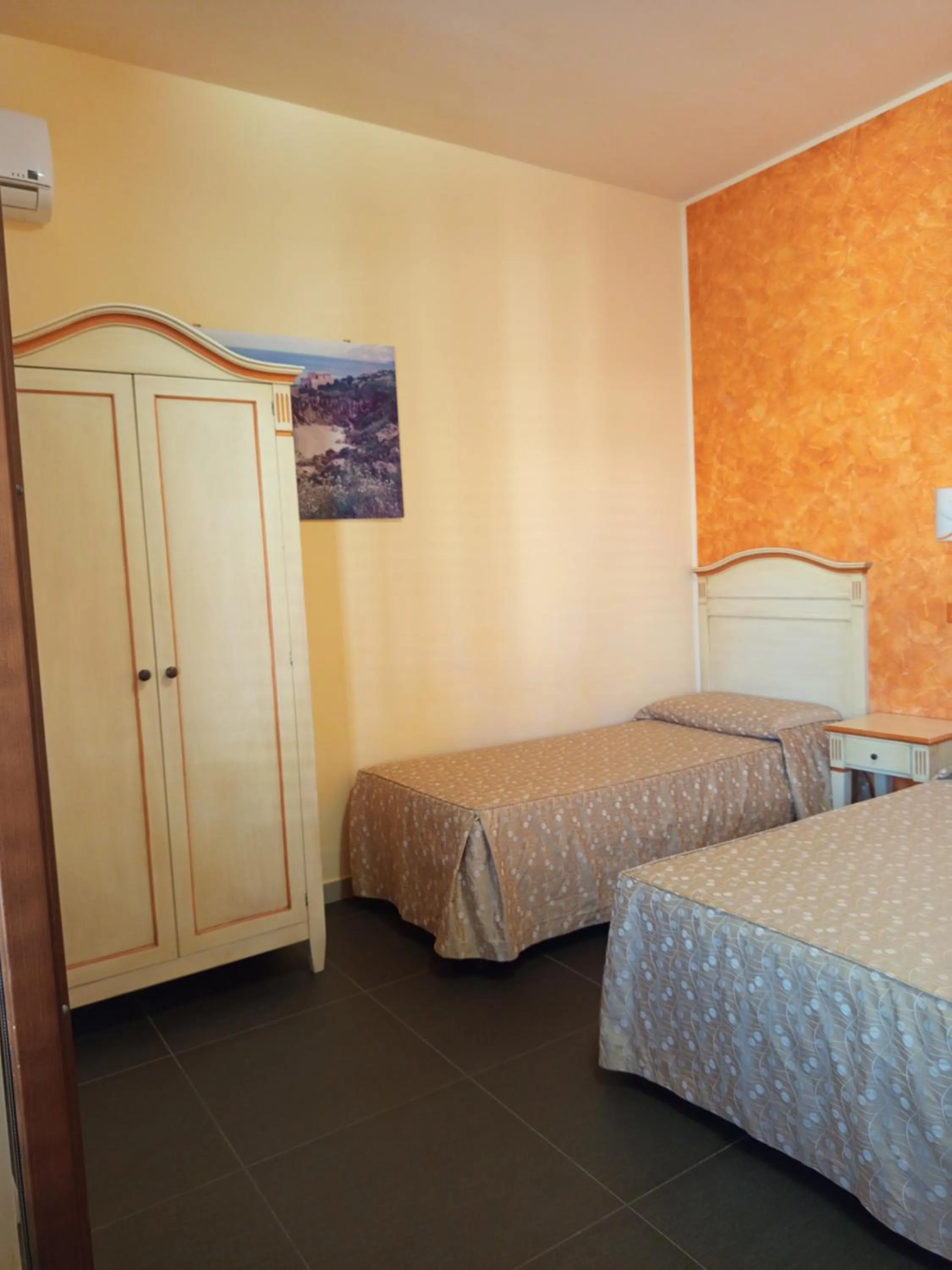 Photo of the whole room in Amaryllis Hotel