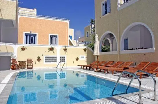Pool view in Sellada Apartments