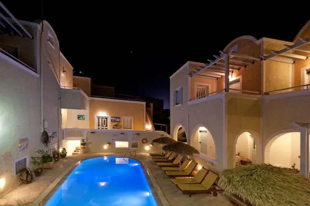 Swimming pool in Sellada Apartments Swimming pool in Sellada Apartments