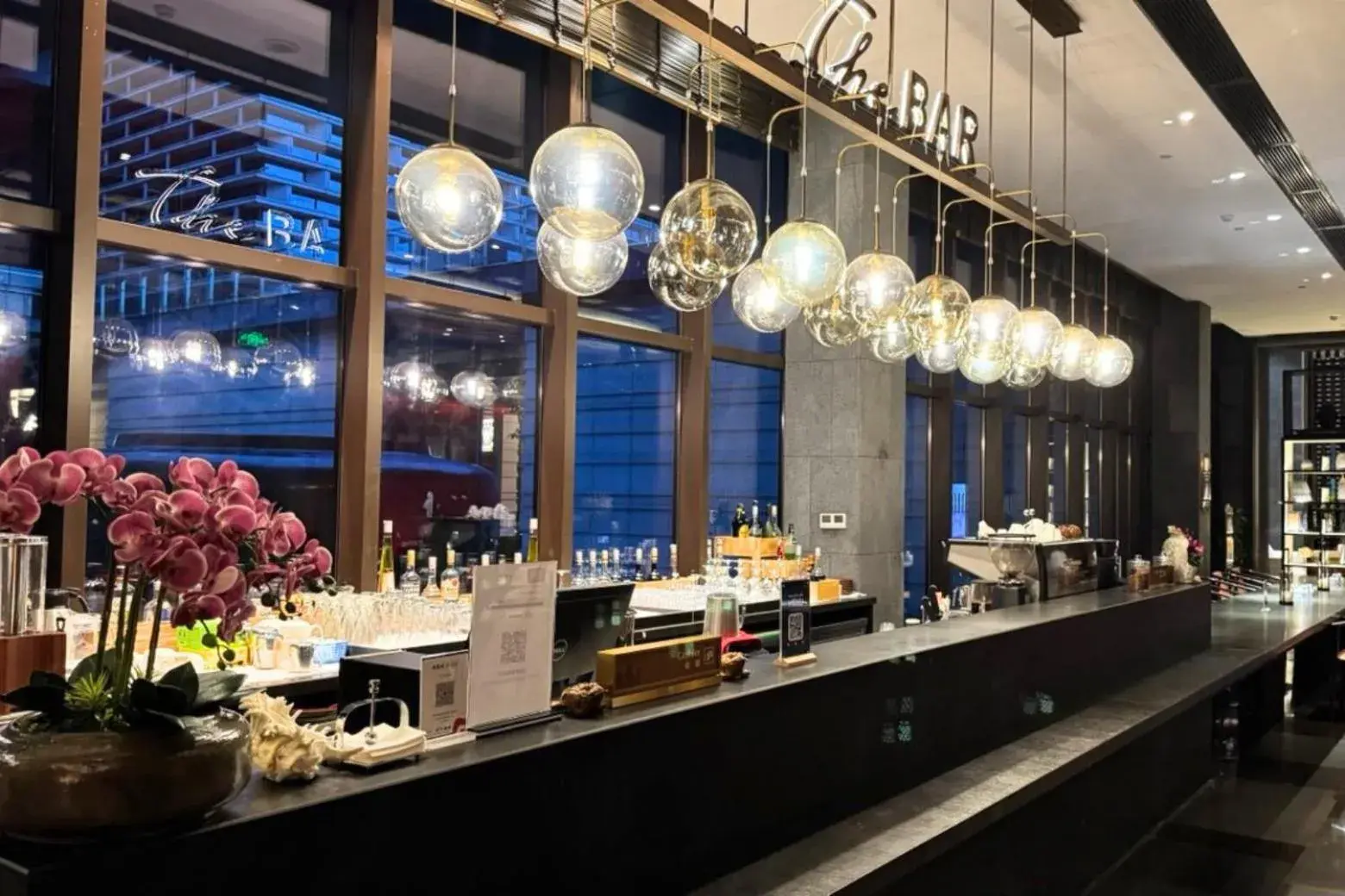 Lounge or bar in TUI BLUE Sihanoukville Lounge or bar in TUI BLUE Sihanoukville