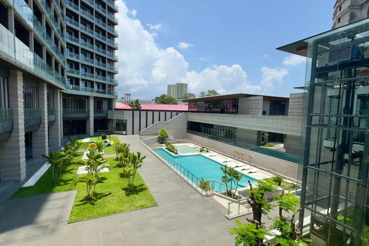 Swimming pool in TUI BLUE Sihanoukville Swimming pool in TUI BLUE Sihanoukville