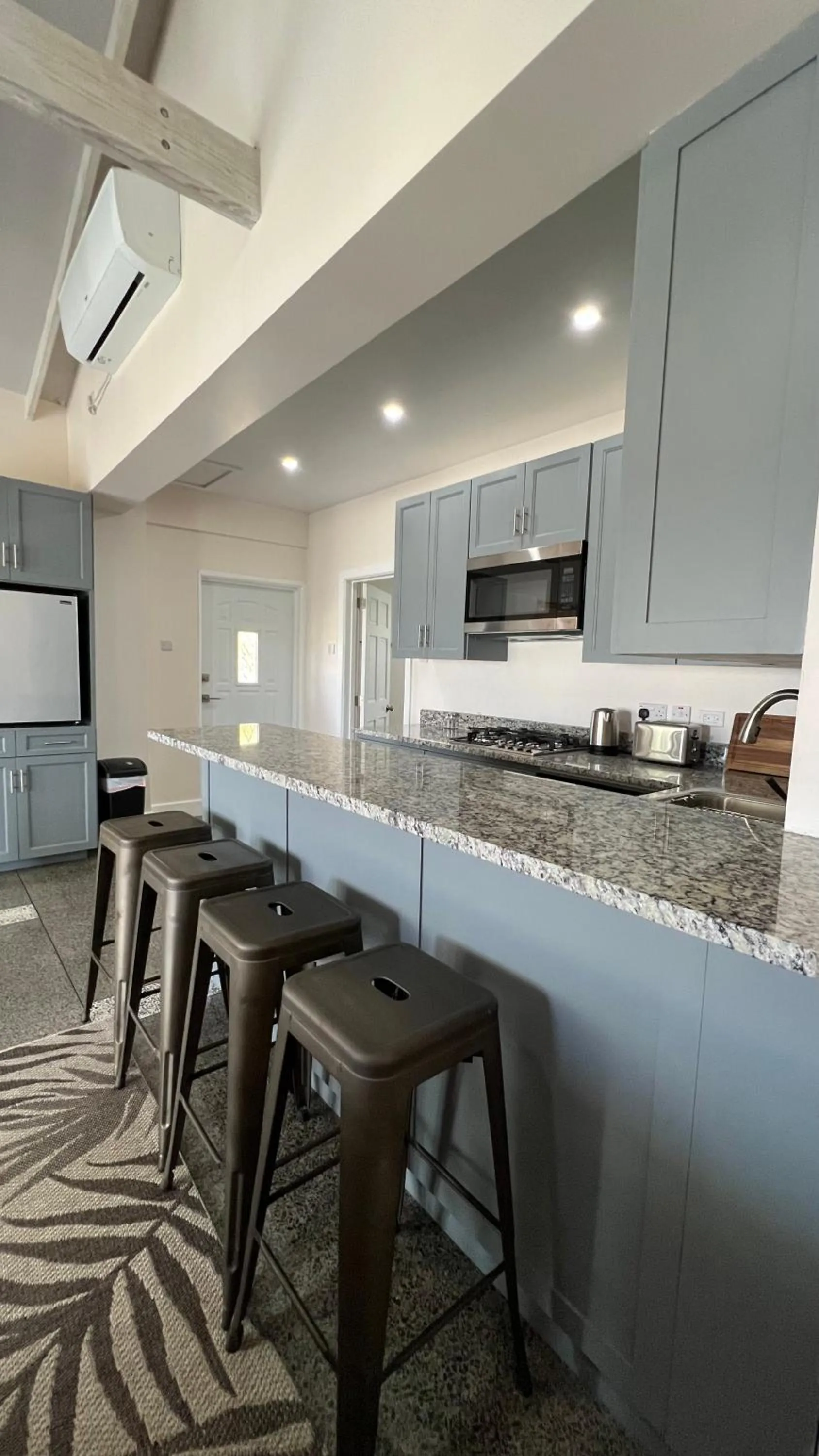 Kitchen or kitchenette in Stonetrail