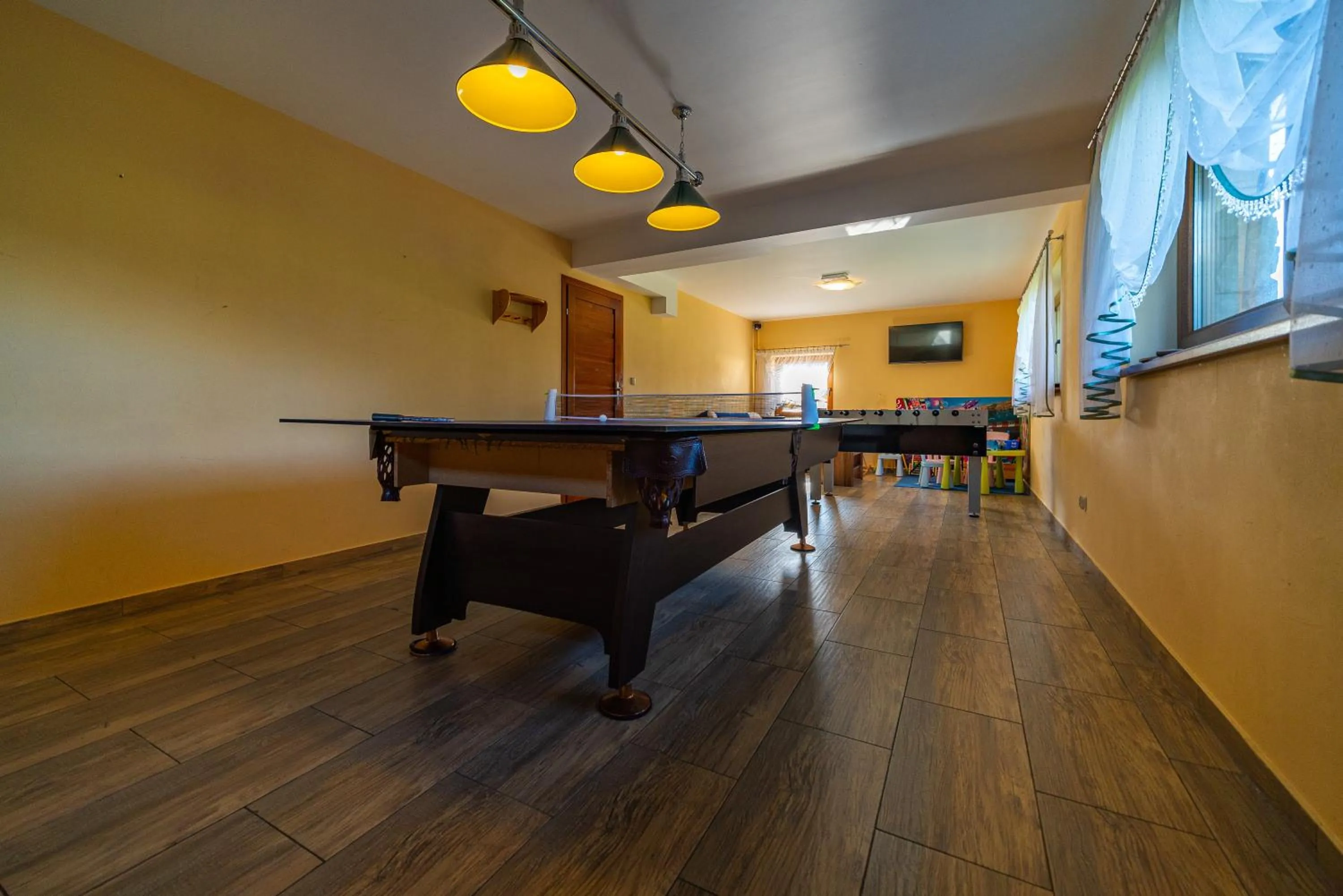 Communal lounge/ TV room in Apartamenty i Pokoje w Willi na Ubocy