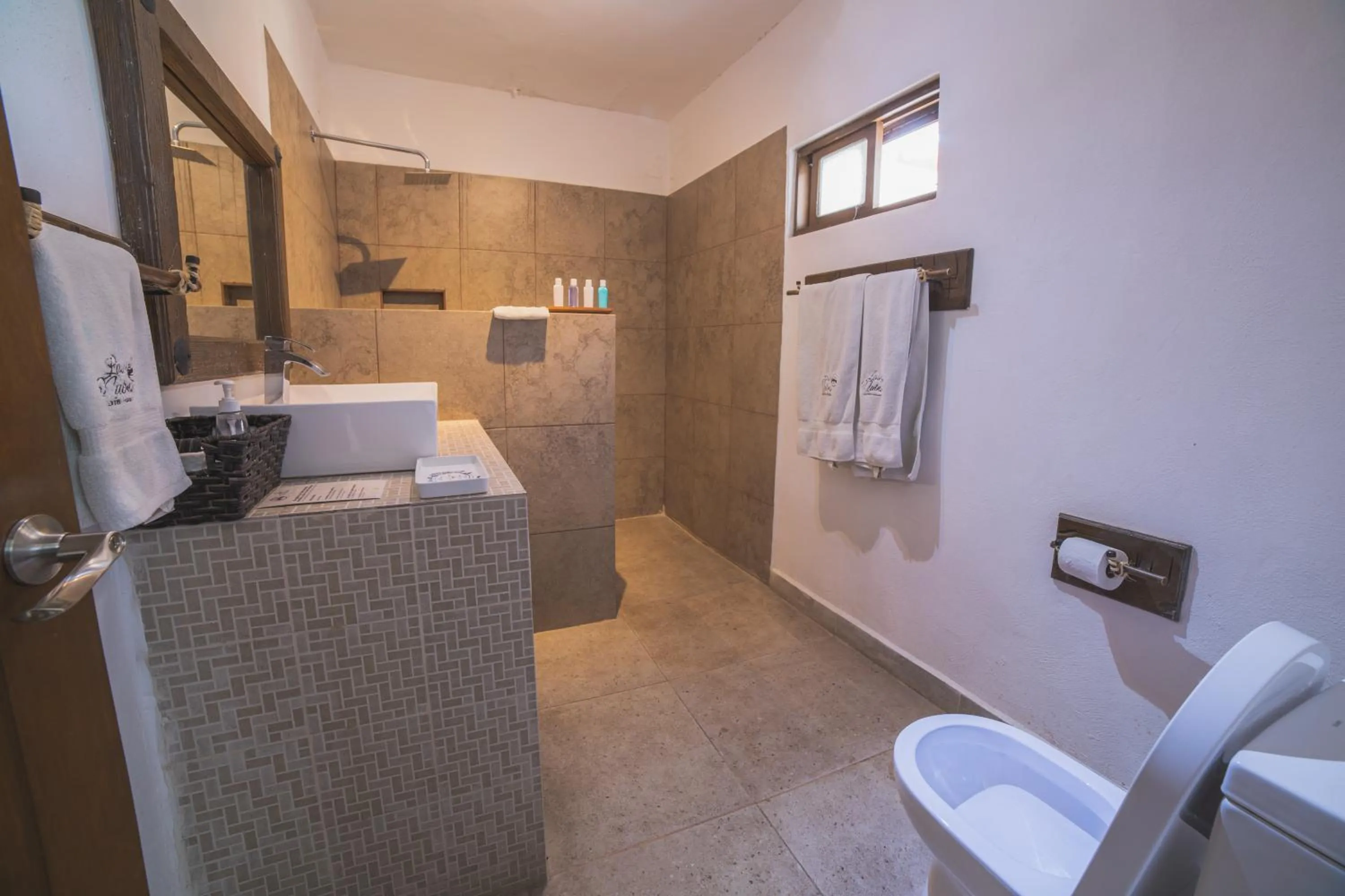 Shower in Hotel Posada las Nubes