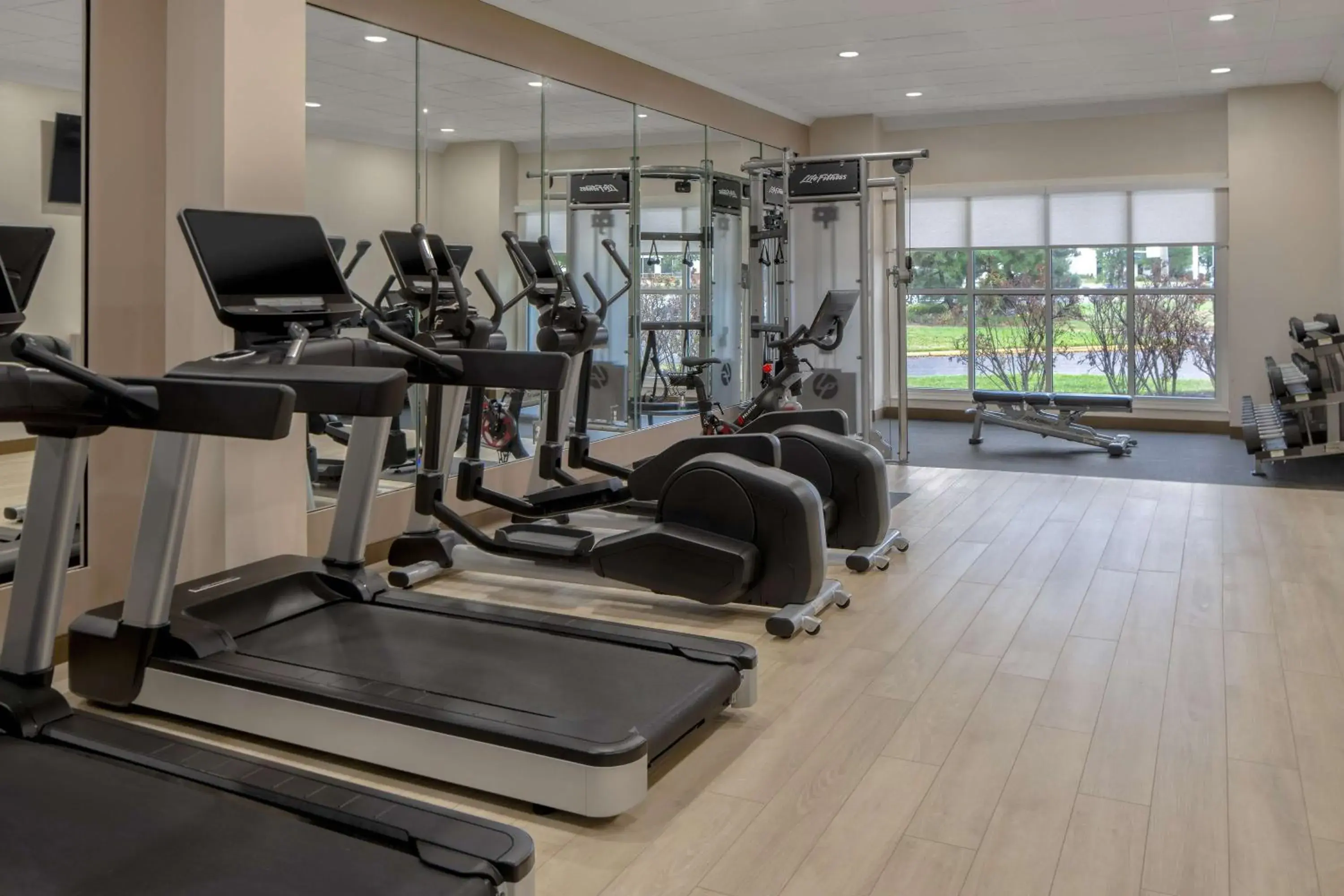 Fitness centre/facilities in DoubleTree Suites by Hilton Mount Laurel Fitness centre/facilities in DoubleTree Suites by Hilton Mount Laurel
