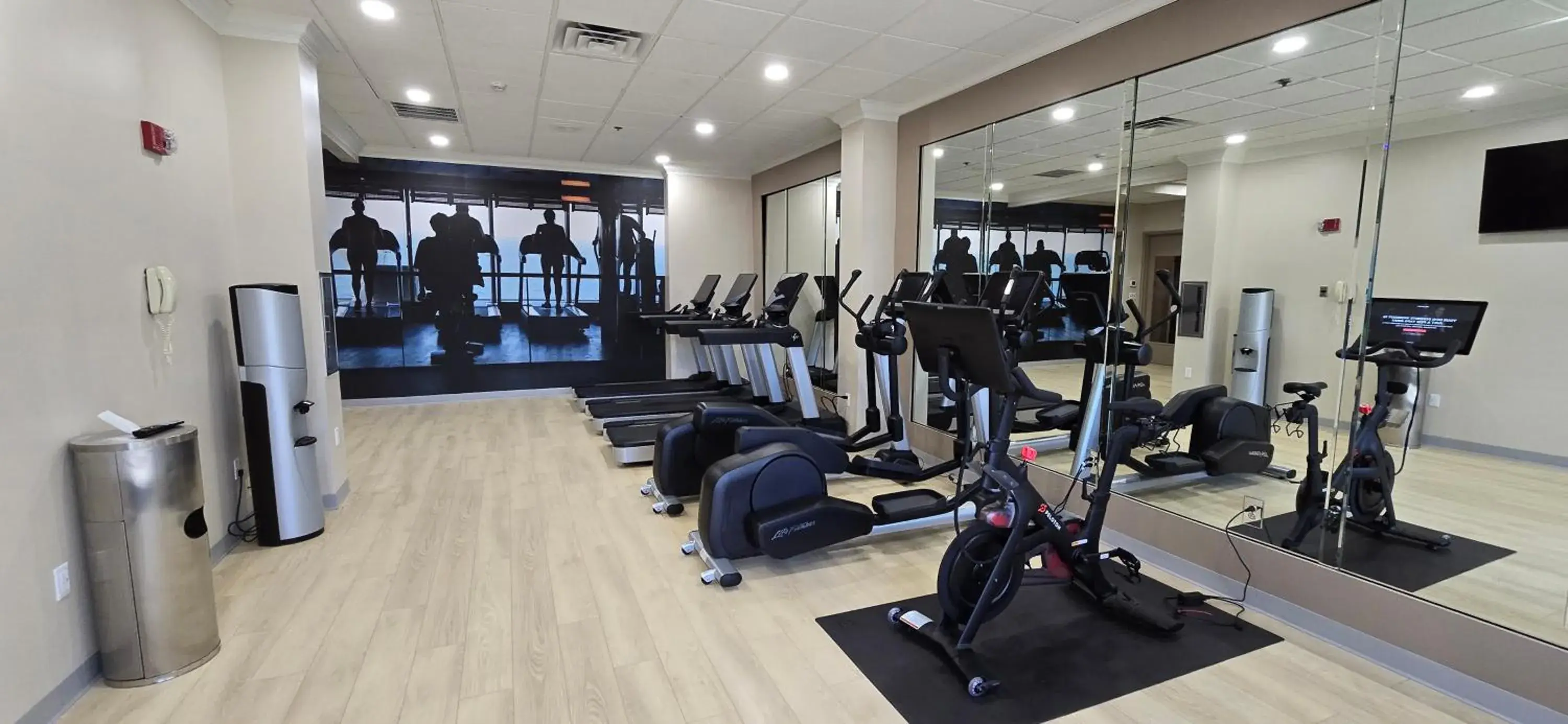 Fitness centre/facilities in DoubleTree Suites by Hilton Mount Laurel Fitness centre/facilities in DoubleTree Suites by Hilton Mount Laurel