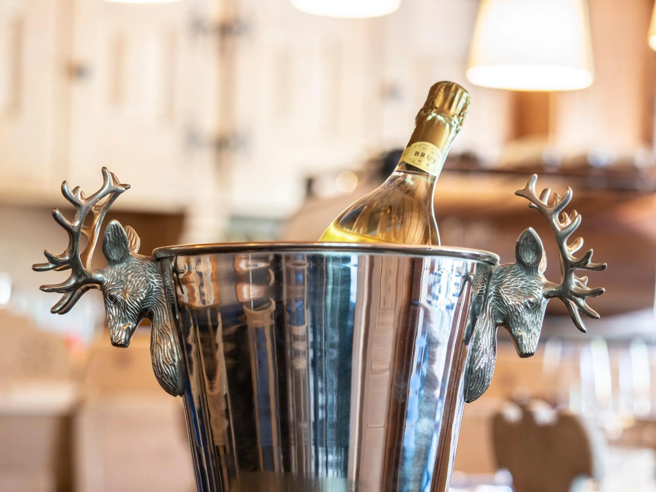 Restaurant/places to eat in Hotel Maria