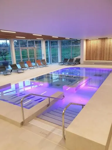 Aqua park in Le Chalet du Parc proche du safari parc de Peaugres