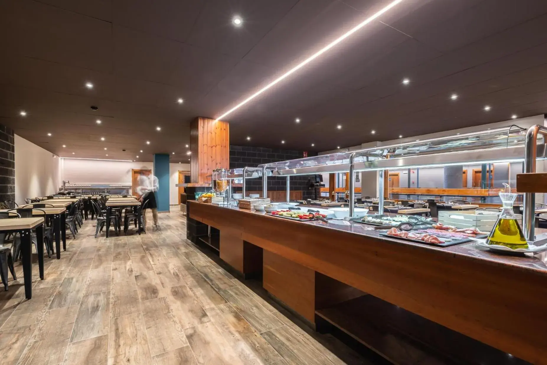 Restaurant/places to eat in Ushuaia, The Mountain Hotel Restaurant/places to eat in Ushuaia, The Mountain Hotel