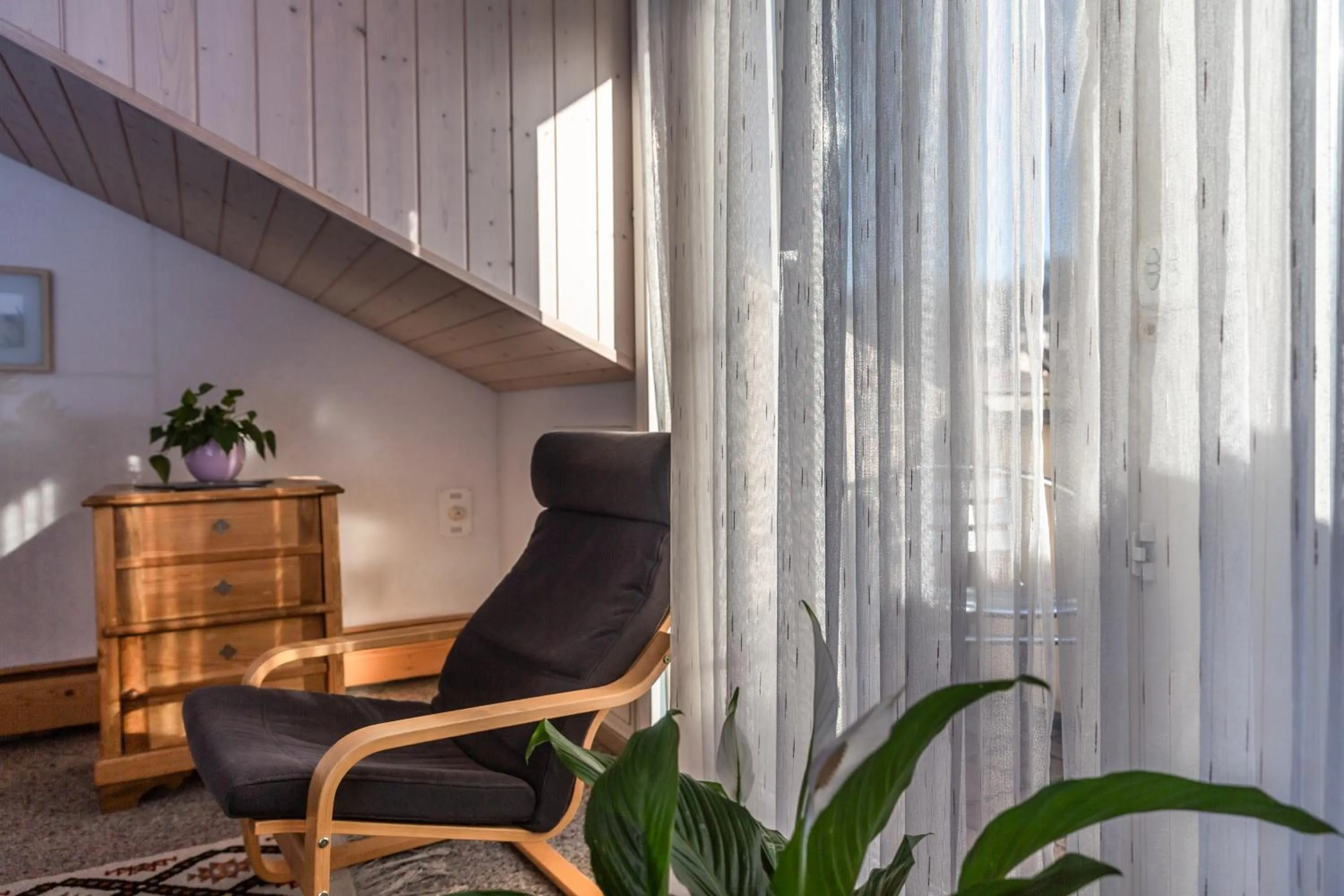 Seating area in MyBednBreakfast in Bottmingen
