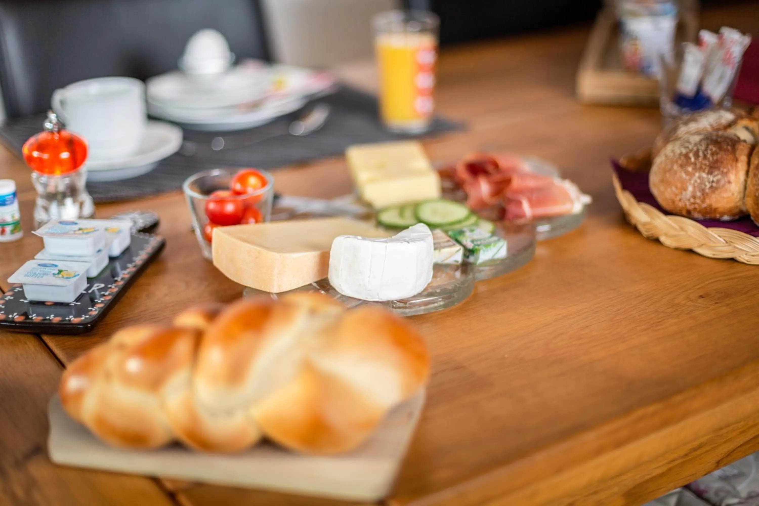 Breakfast in MyBednBreakfast in Bottmingen