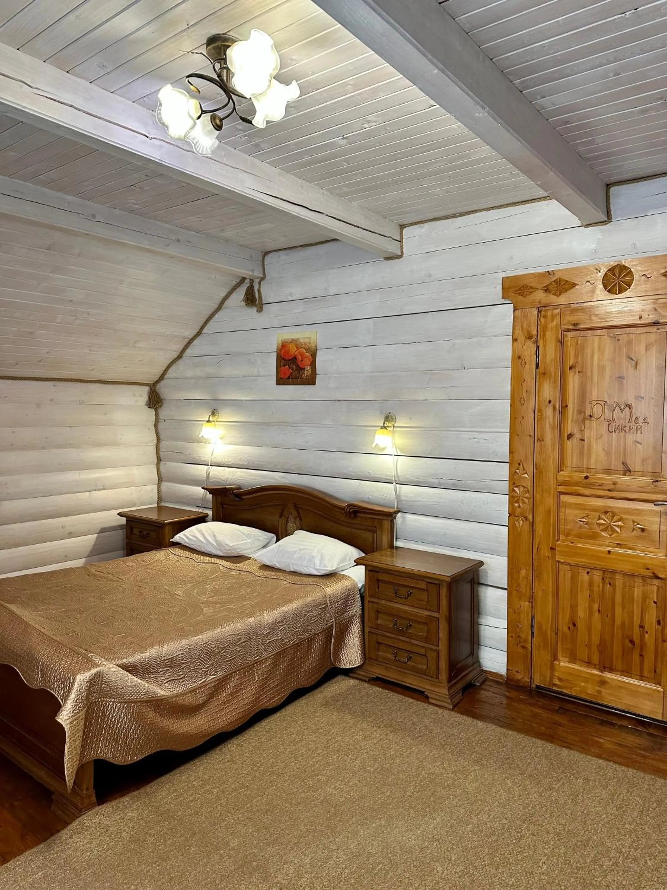 Bed in Hotel Dykyi Med