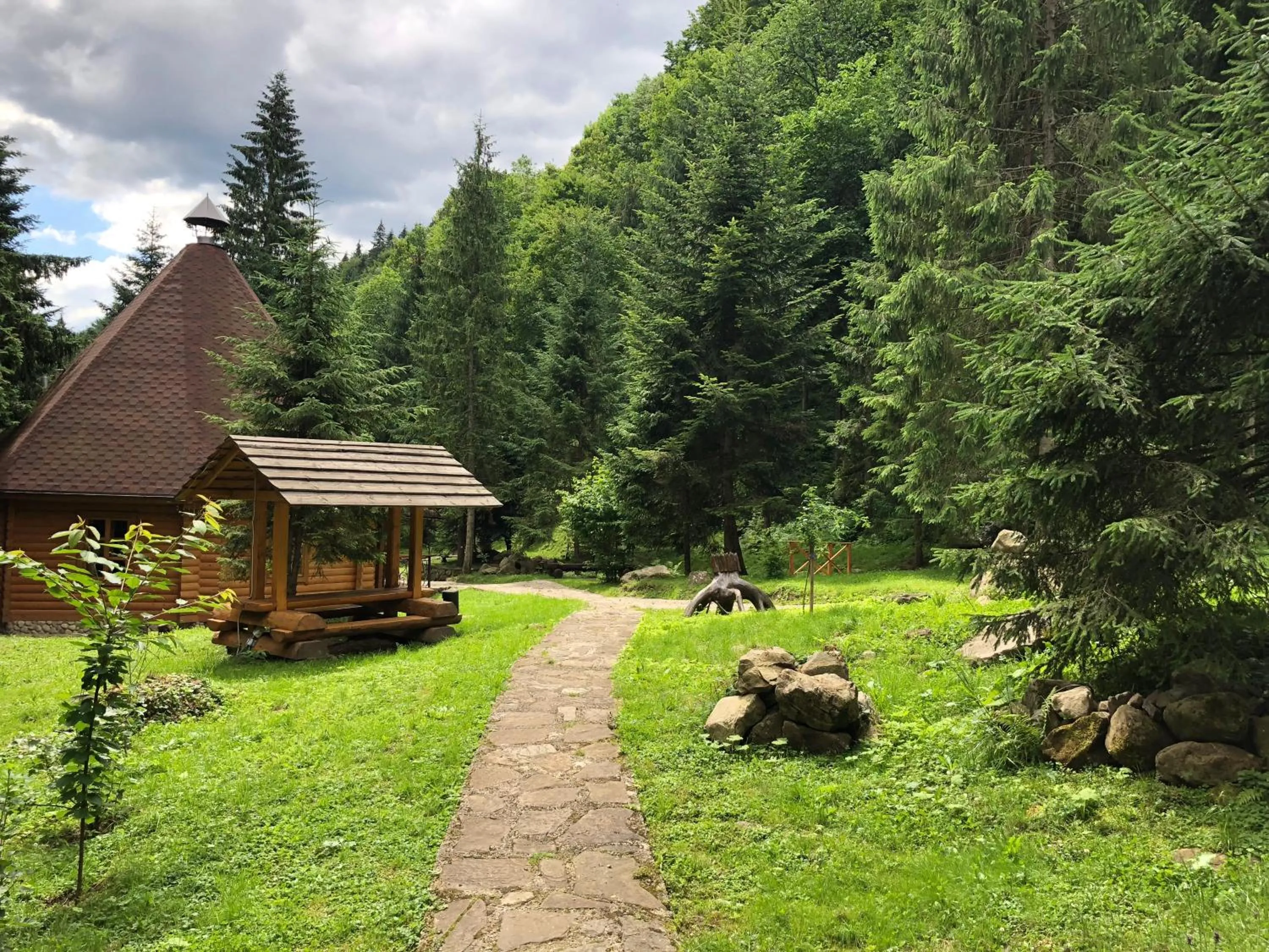 Garden in Hotel Dykyi Med