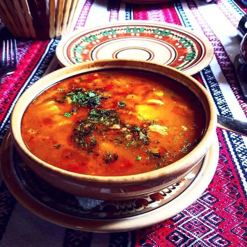 Restaurant/places to eat in Hotel Dykyi Med