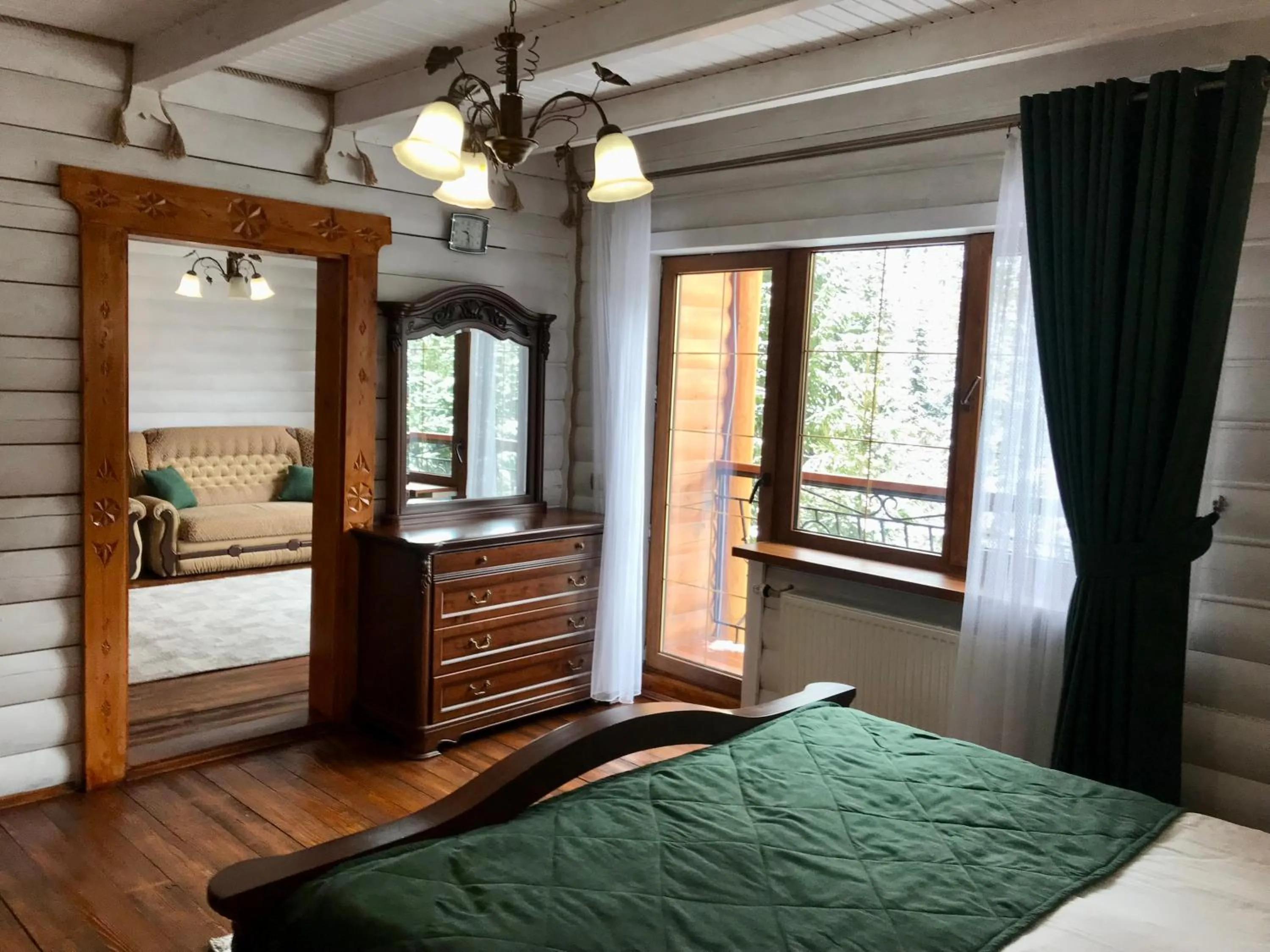 Bedroom, Bed in Hotel Dykyi Med