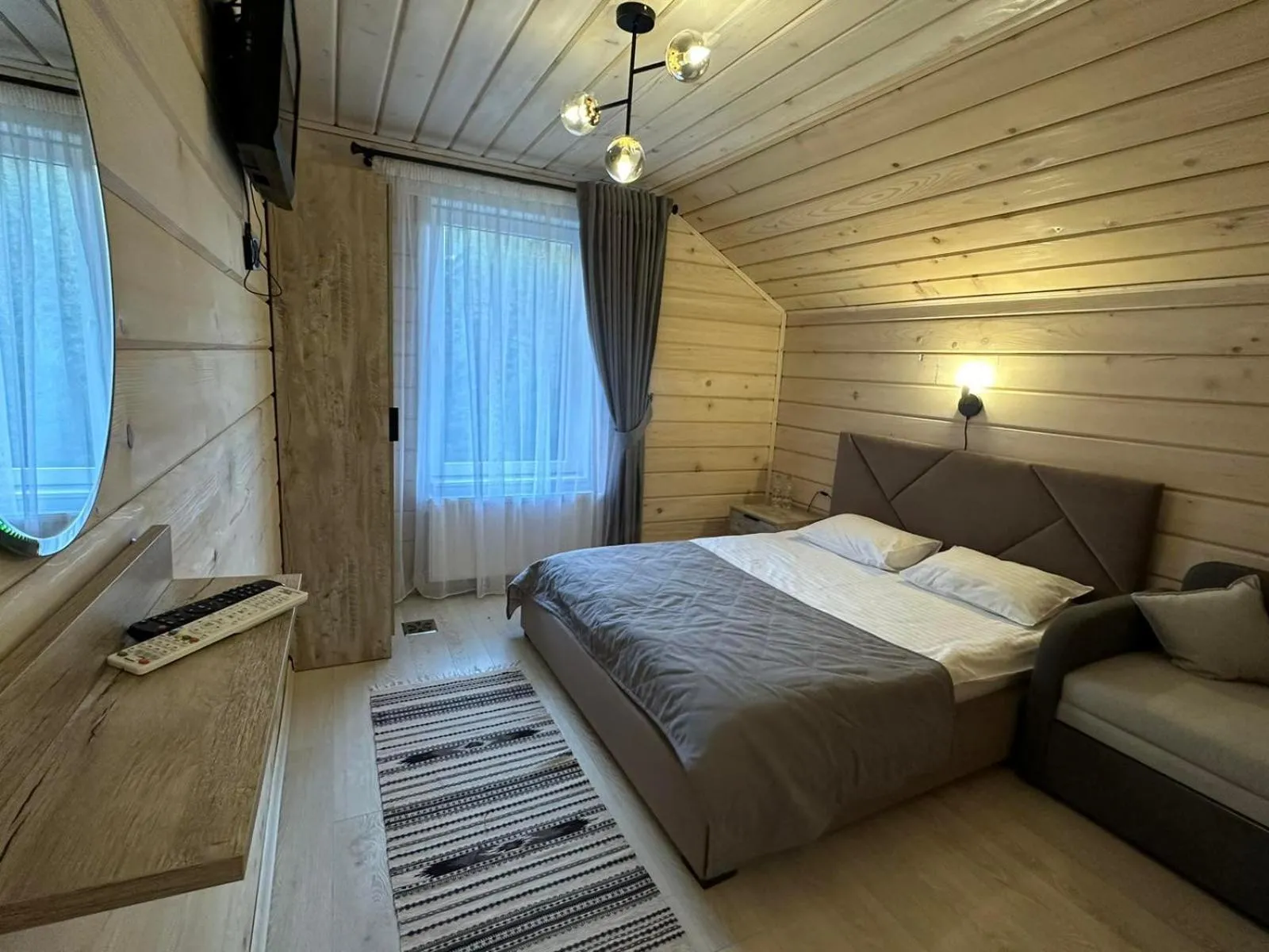 Bed in Hotel Dykyi Med