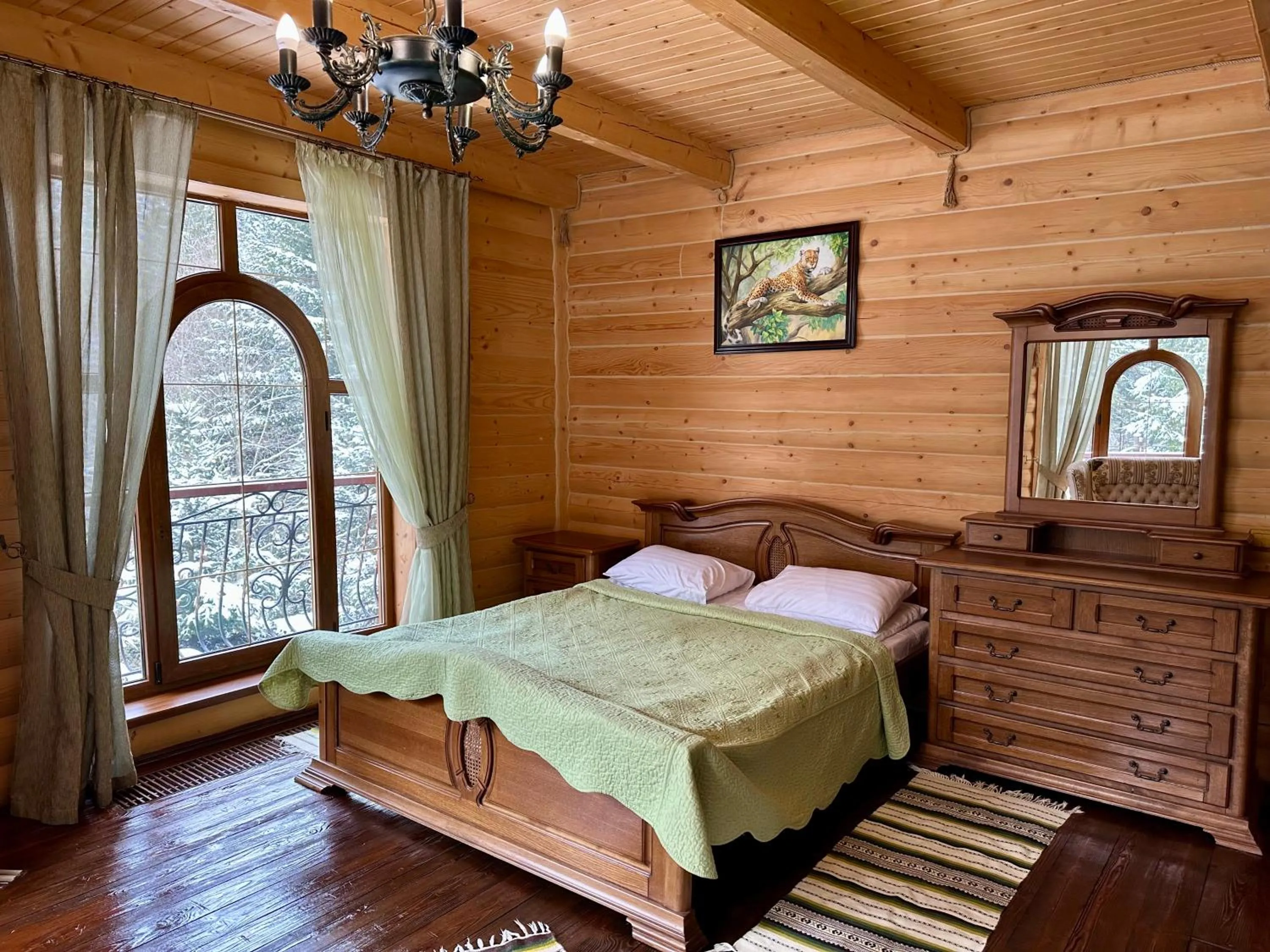 Bed in Hotel Dykyi Med