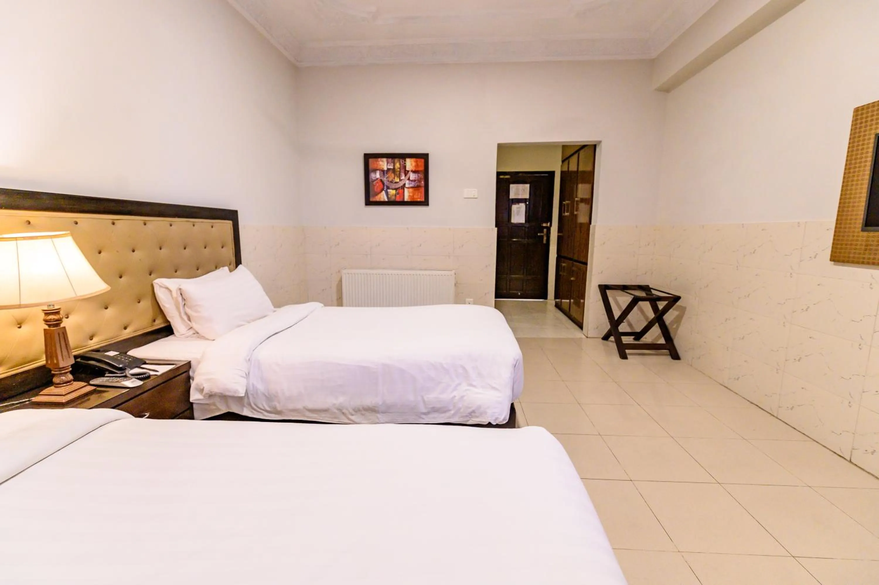 Bed in Hotel One Mall Road Murree