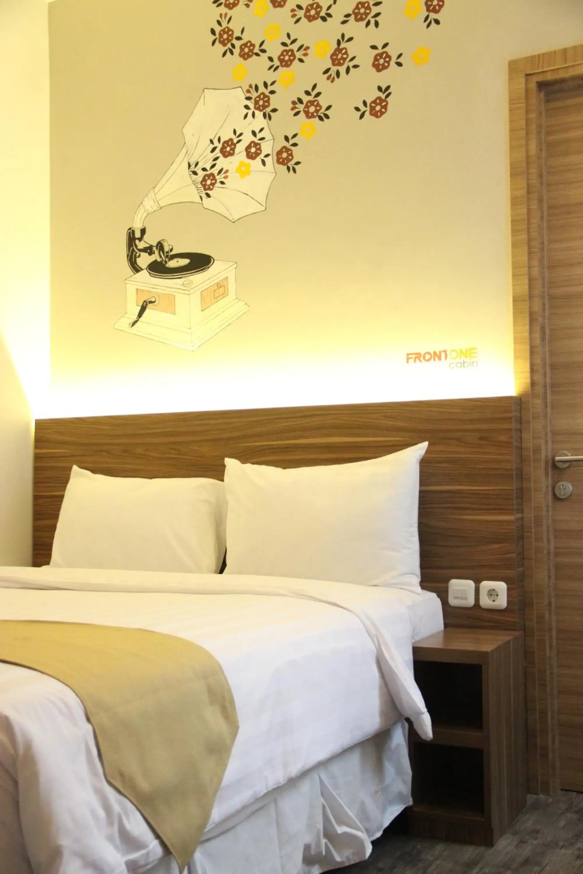 Bed in Front One Cabin Malioboro Jogja Bed in Front One Cabin Malioboro Jogja