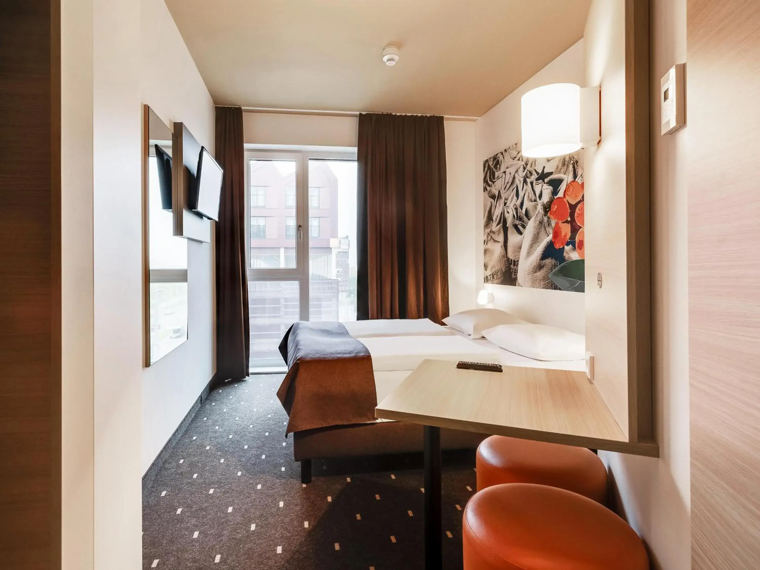 Bed in B&B Hotel Bremen-Überseestadt Bed in B&B Hotel Bremen-Überseestadt