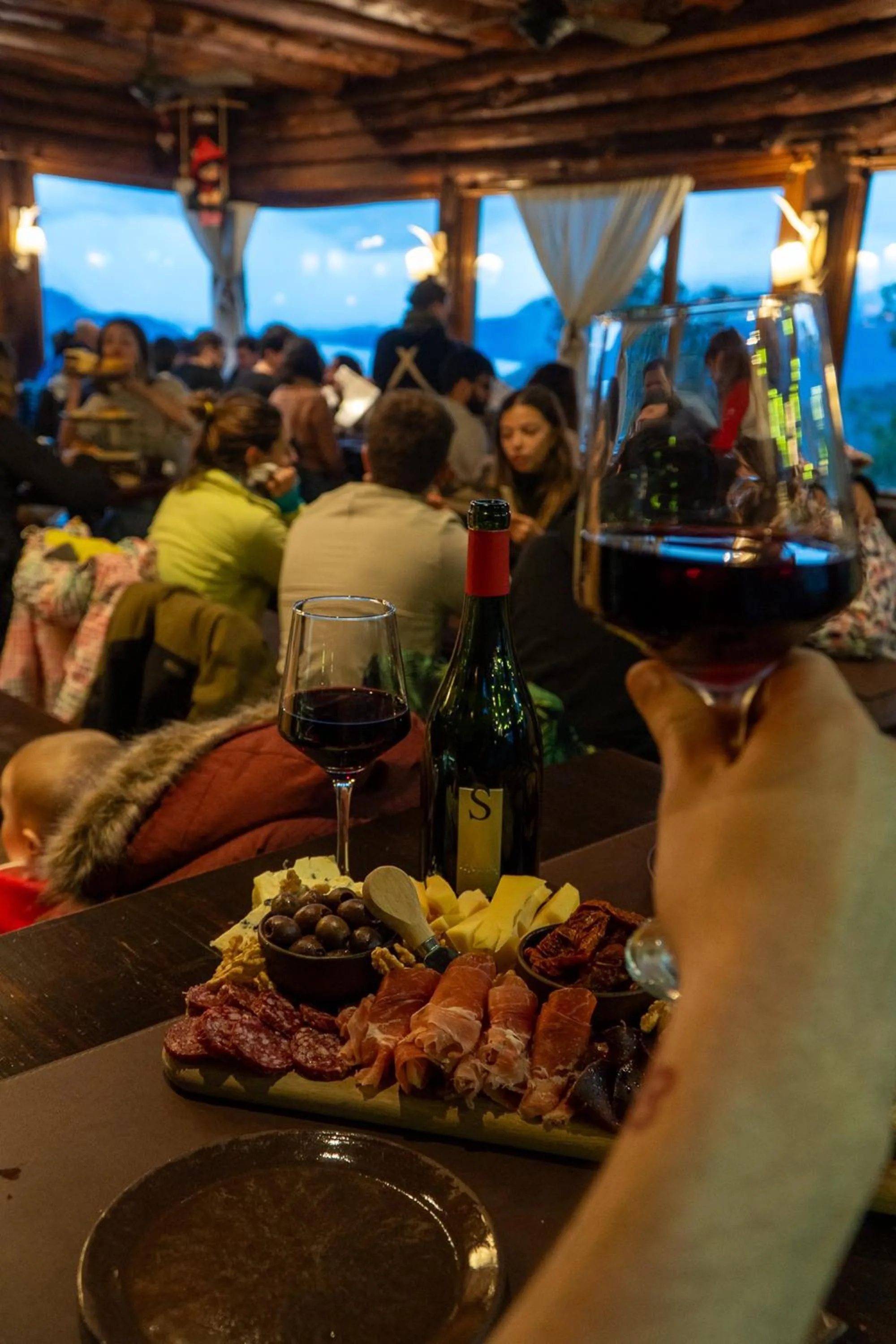 Restaurant/places to eat in Arrayan Lake View Mountain Lodge & Casa De Te Arrayan