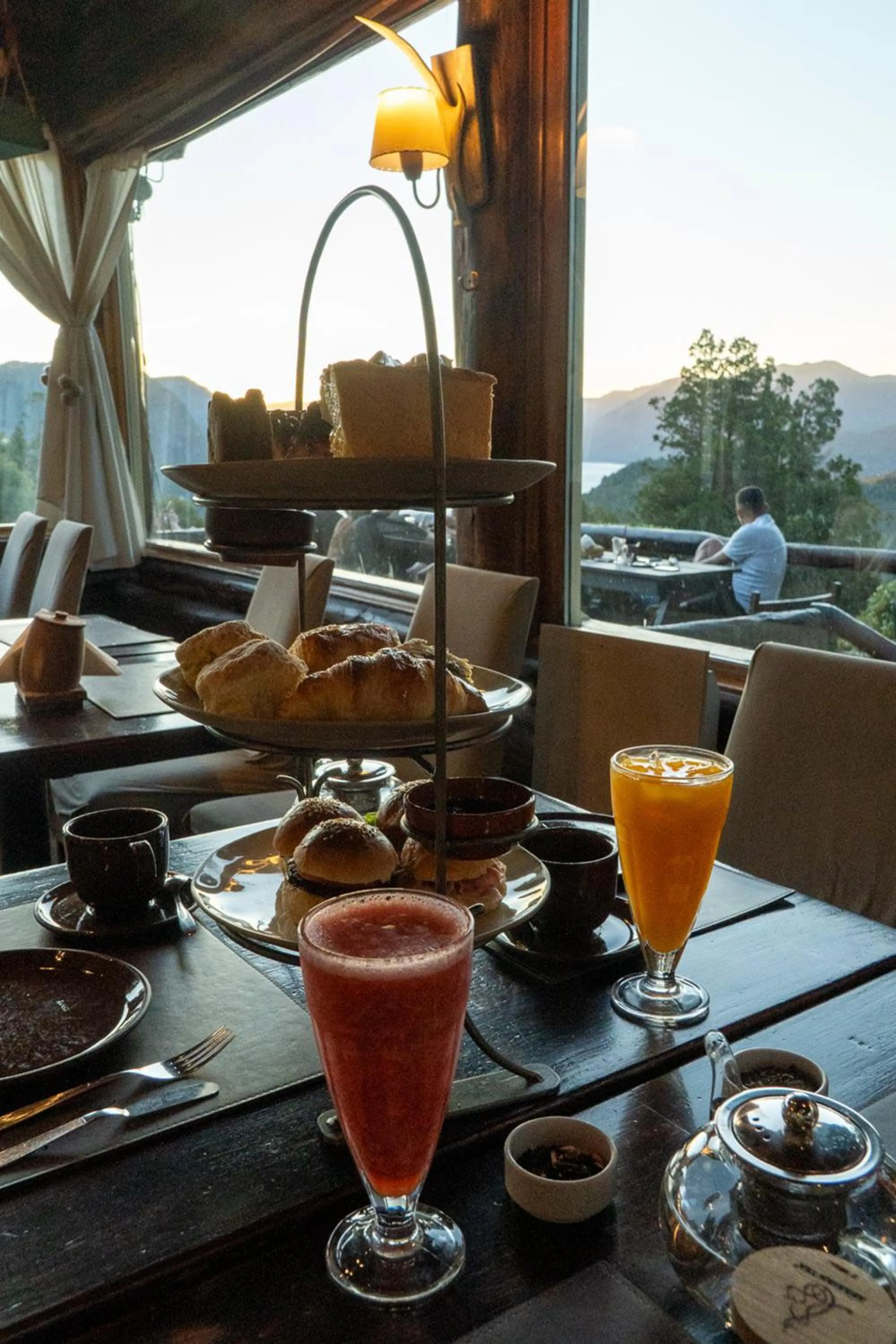 Food and drinks in Arrayan Lake View Mountain Lodge & Casa De Te Arrayan