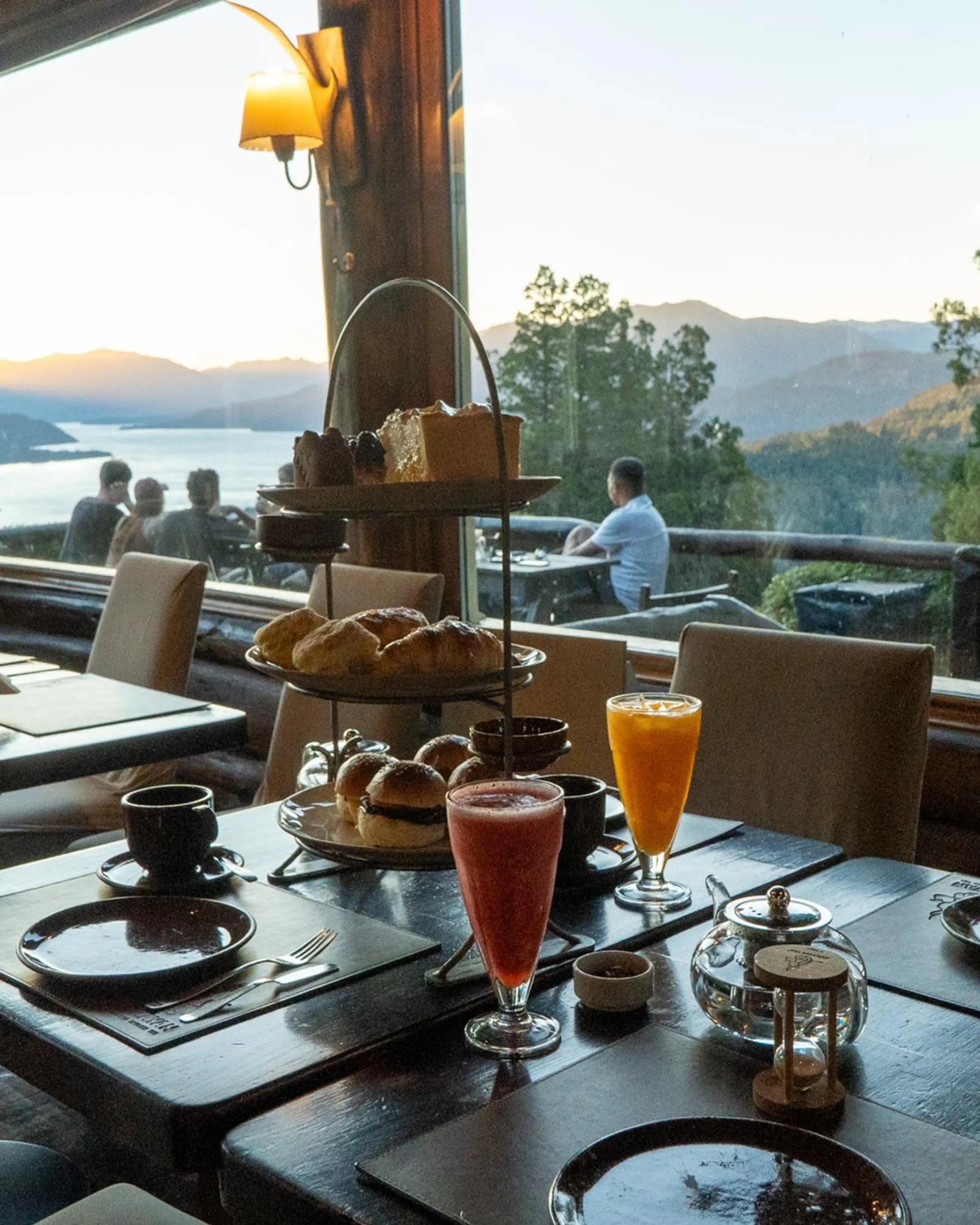 Restaurant/places to eat in Arrayan Lake View Mountain Lodge & Casa De Te Arrayan