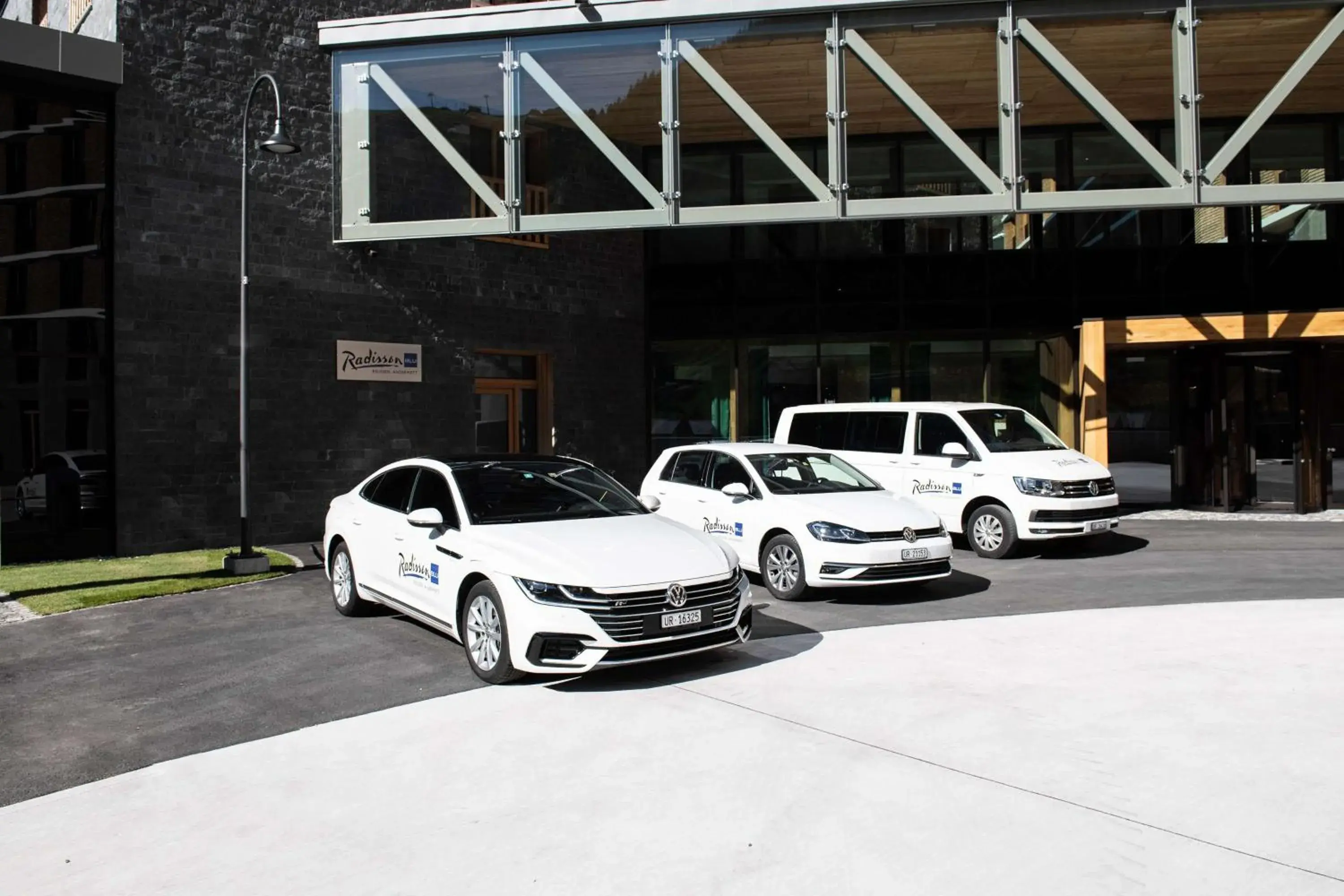 Facade/entrance in Radisson Blu Hotel Reussen, Andermatt Facade/entrance in Radisson Blu Hotel Reussen, Andermatt