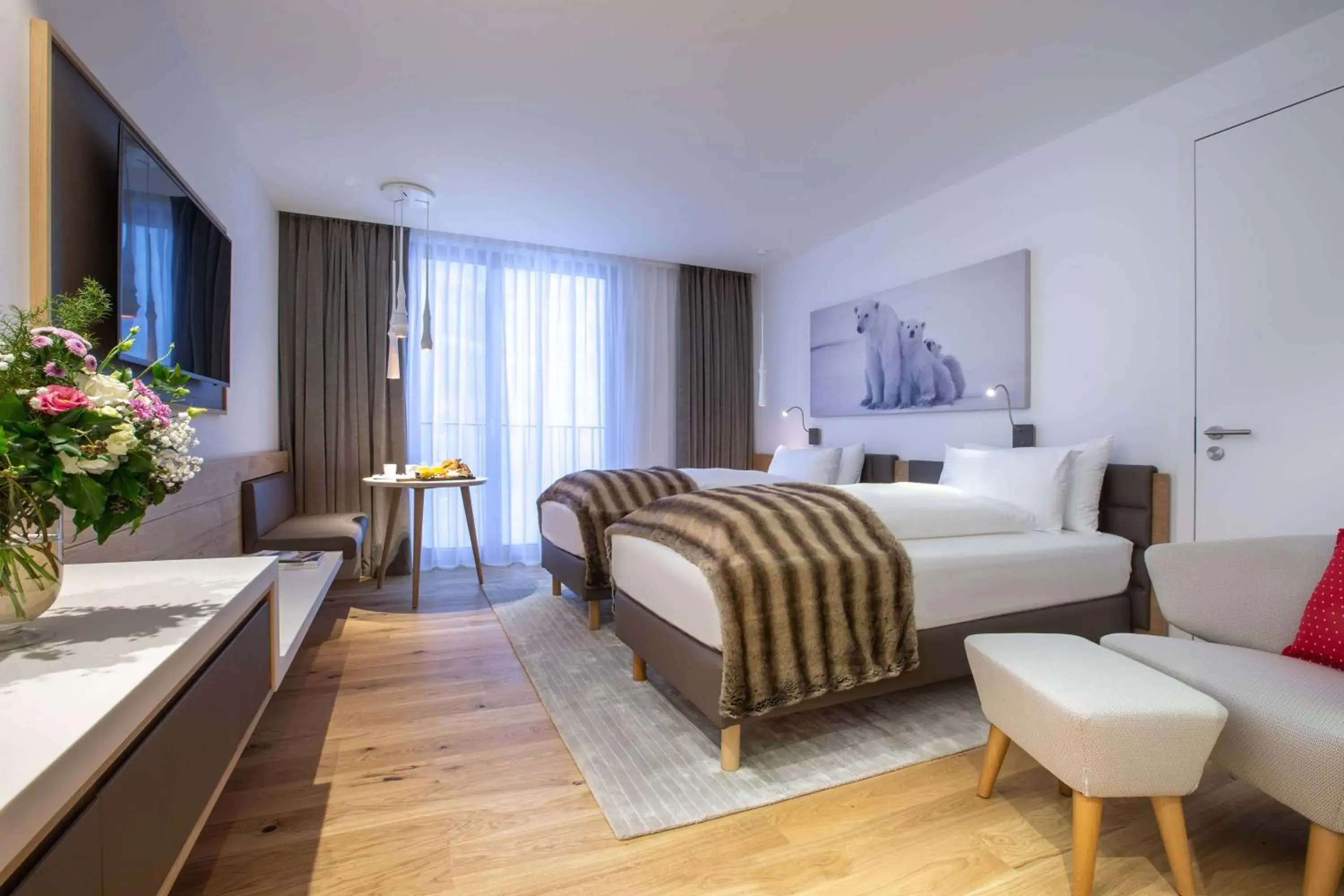 Photo of the whole room, Bed in Radisson Blu Hotel Reussen, Andermatt Photo of the whole room, Bed in Radisson Blu Hotel Reussen, Andermatt