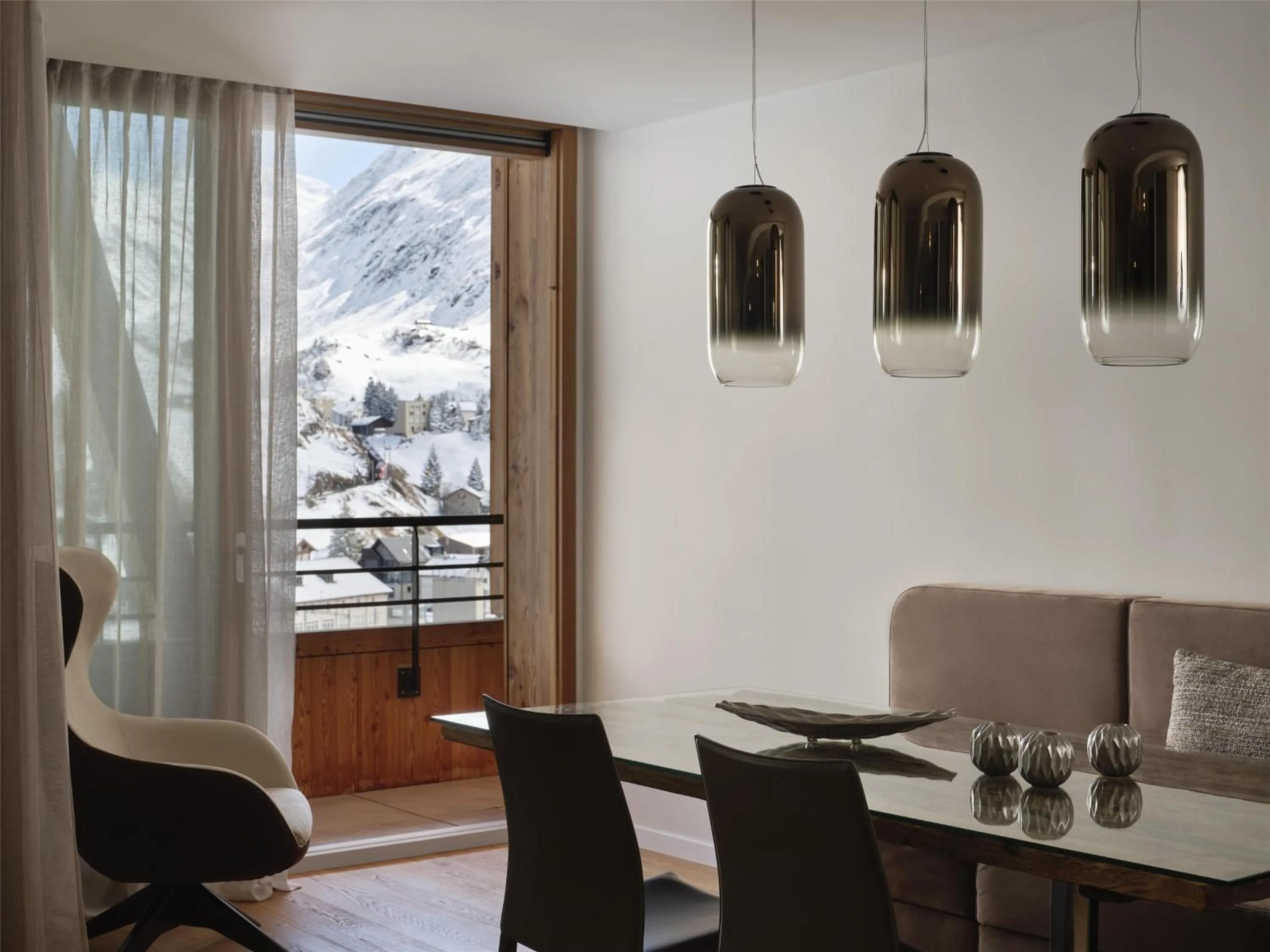 Living room in Radisson Blu Hotel Reussen, Andermatt