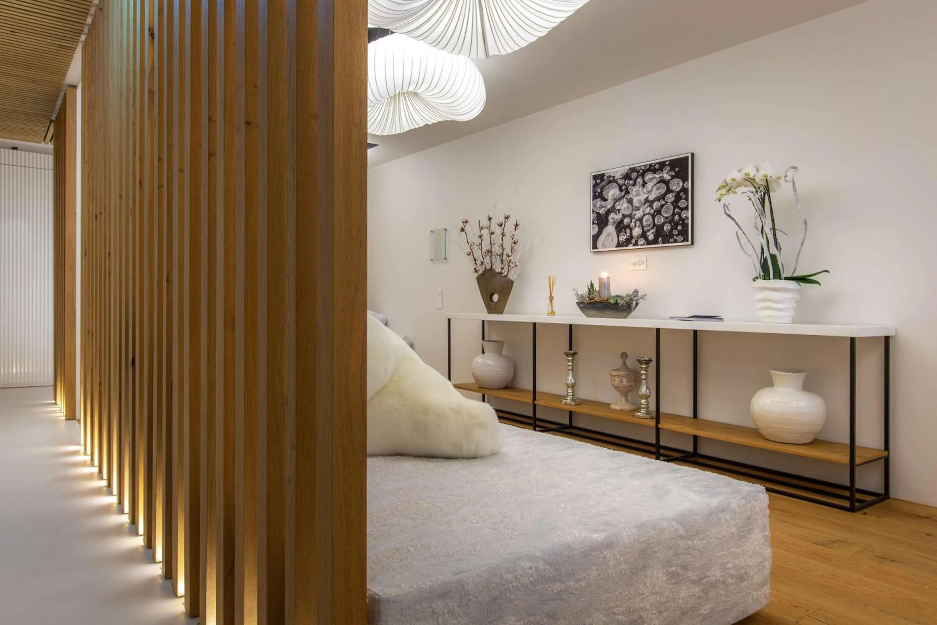 Spa and wellness centre/facilities, Bed in Radisson Blu Hotel Reussen, Andermatt