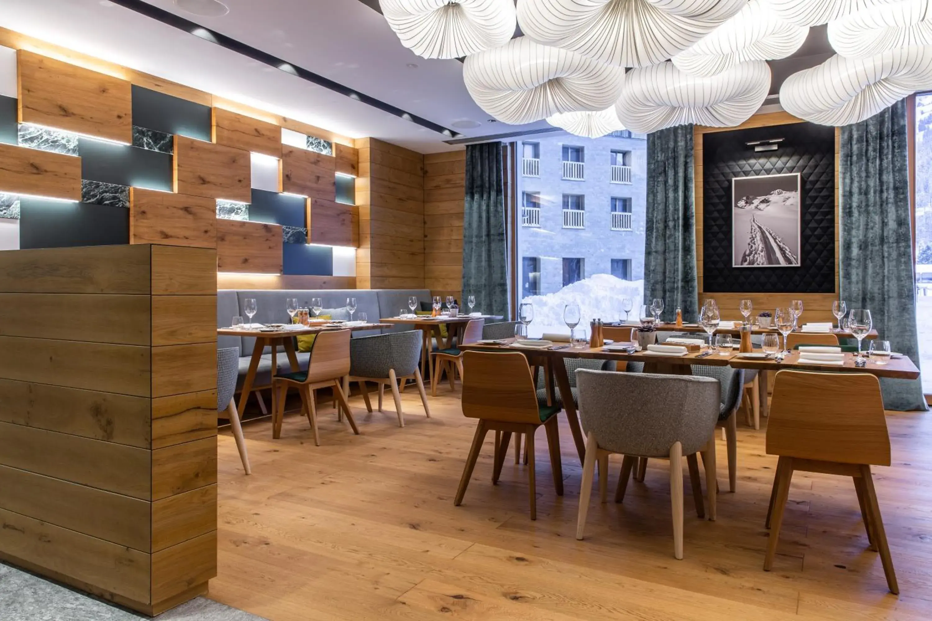 Restaurant/places to eat in Radisson Blu Hotel Reussen, Andermatt Restaurant/places to eat in Radisson Blu Hotel Reussen, Andermatt