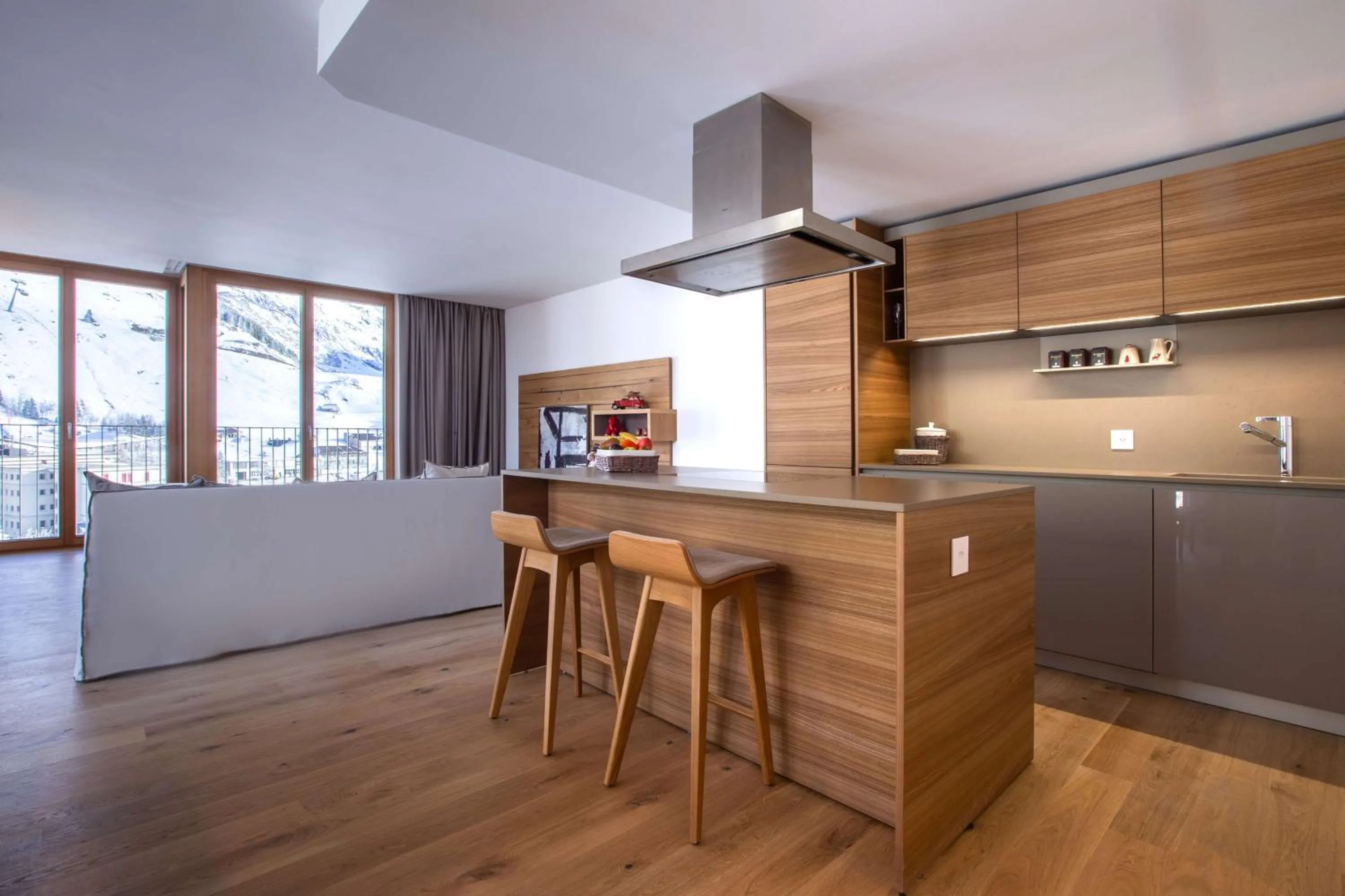 Kitchen or kitchenette in Radisson Blu Hotel Reussen, Andermatt