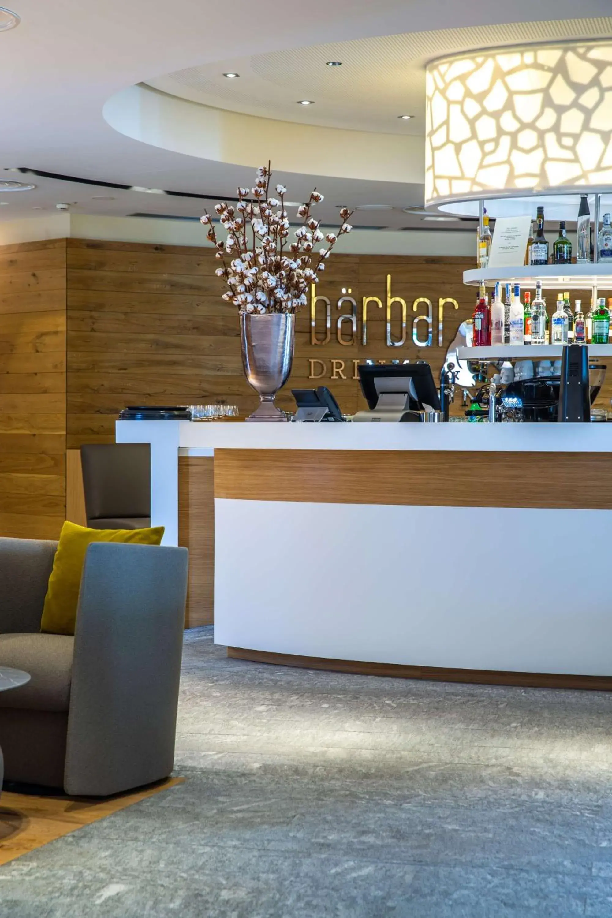 Lounge or bar in Radisson Blu Hotel Reussen, Andermatt Lounge or bar in Radisson Blu Hotel Reussen, Andermatt