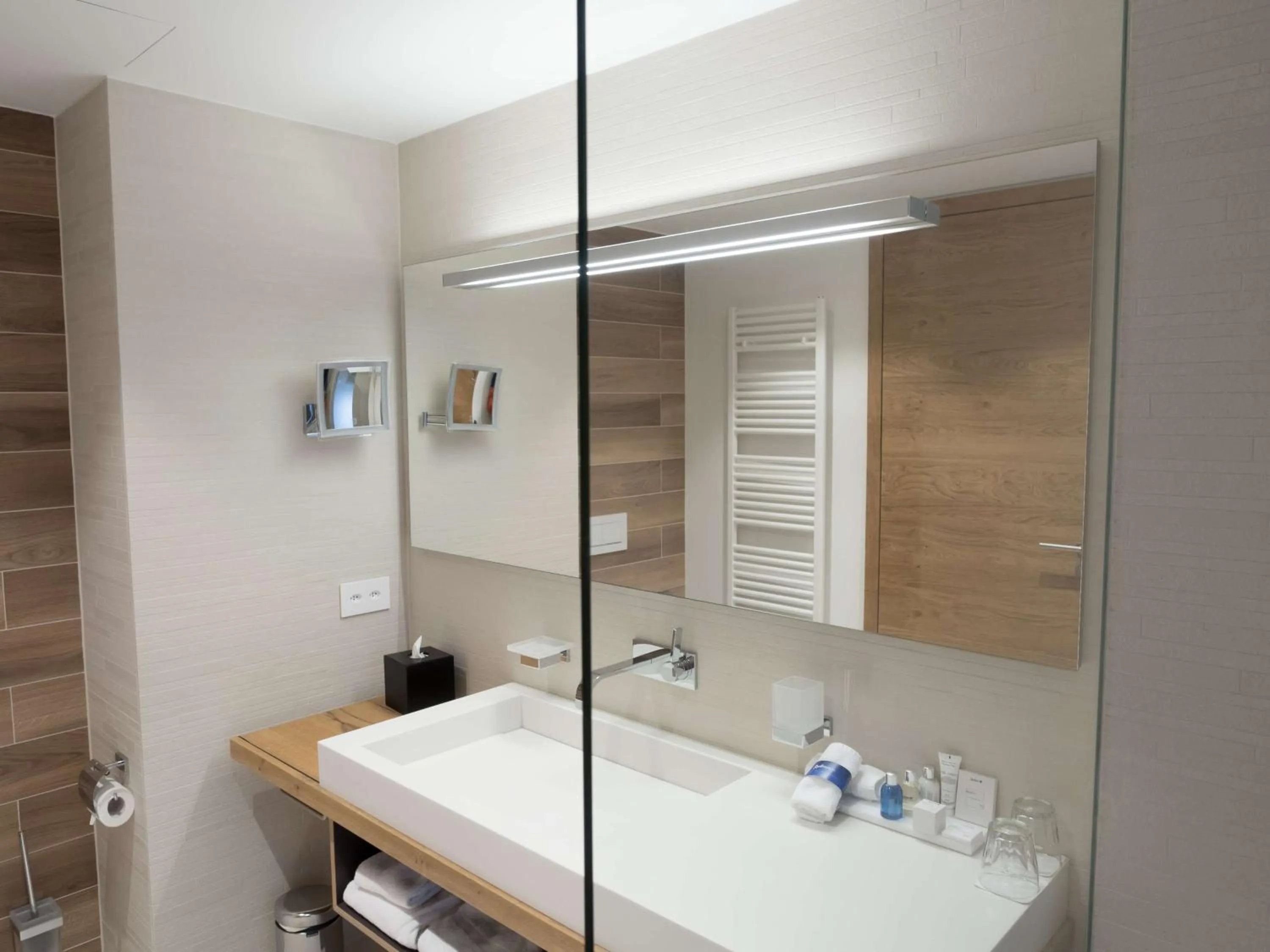 Bathroom in Radisson Blu Hotel Reussen, Andermatt