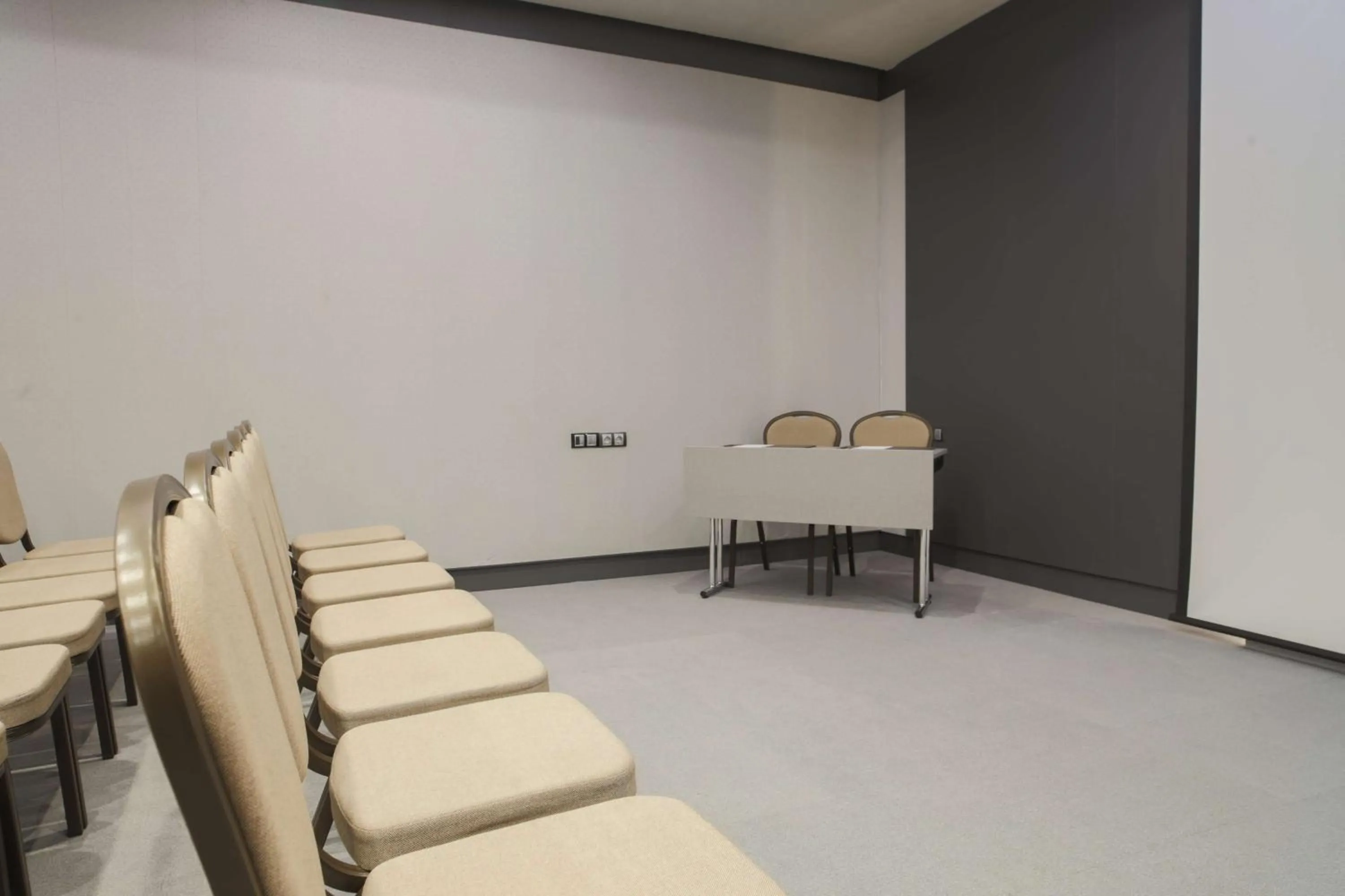 On site, Seating Area in Radisson BLU Hotel Algiers Hydra