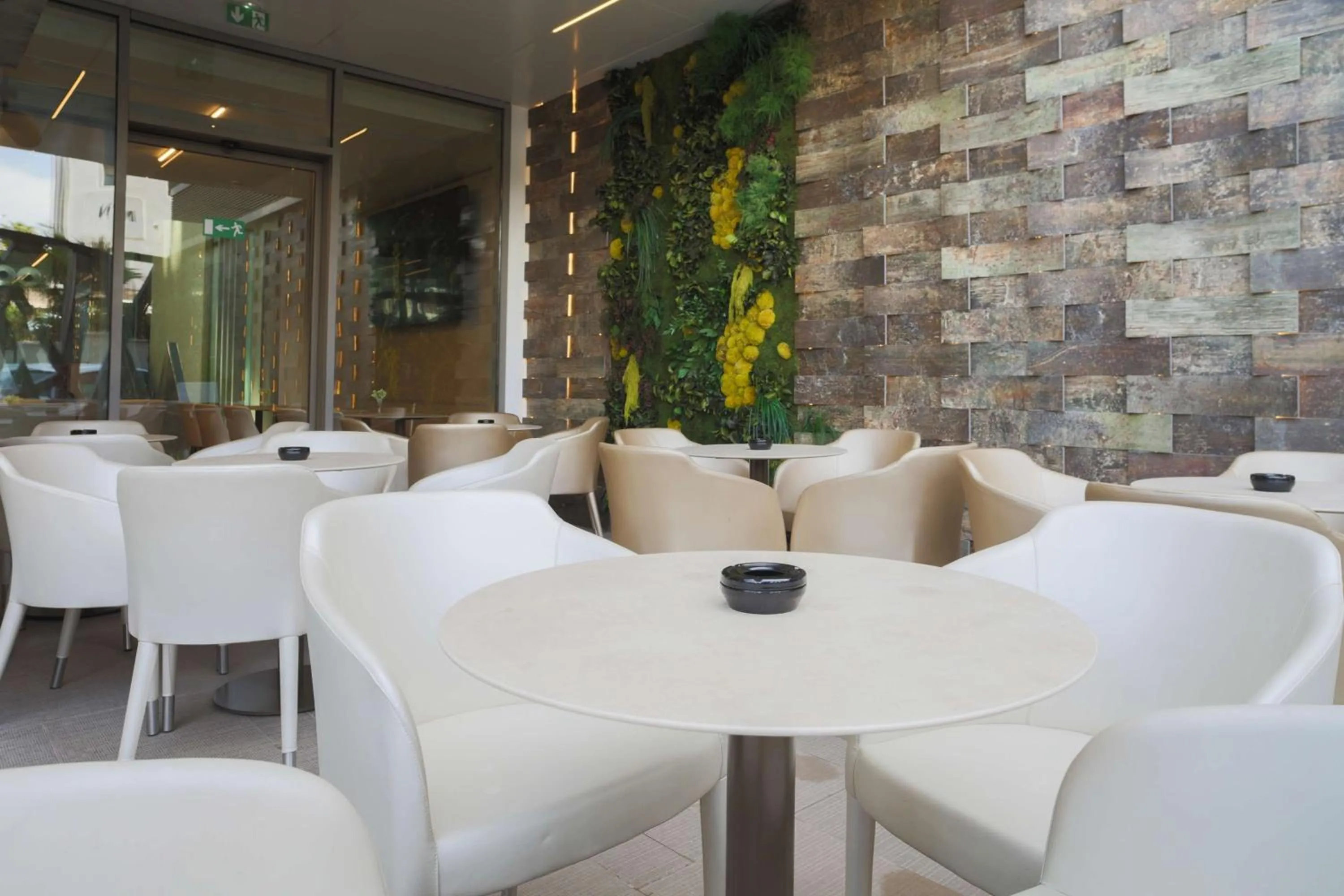 Restaurant/Places to Eat in Radisson BLU Hotel Algiers Hydra