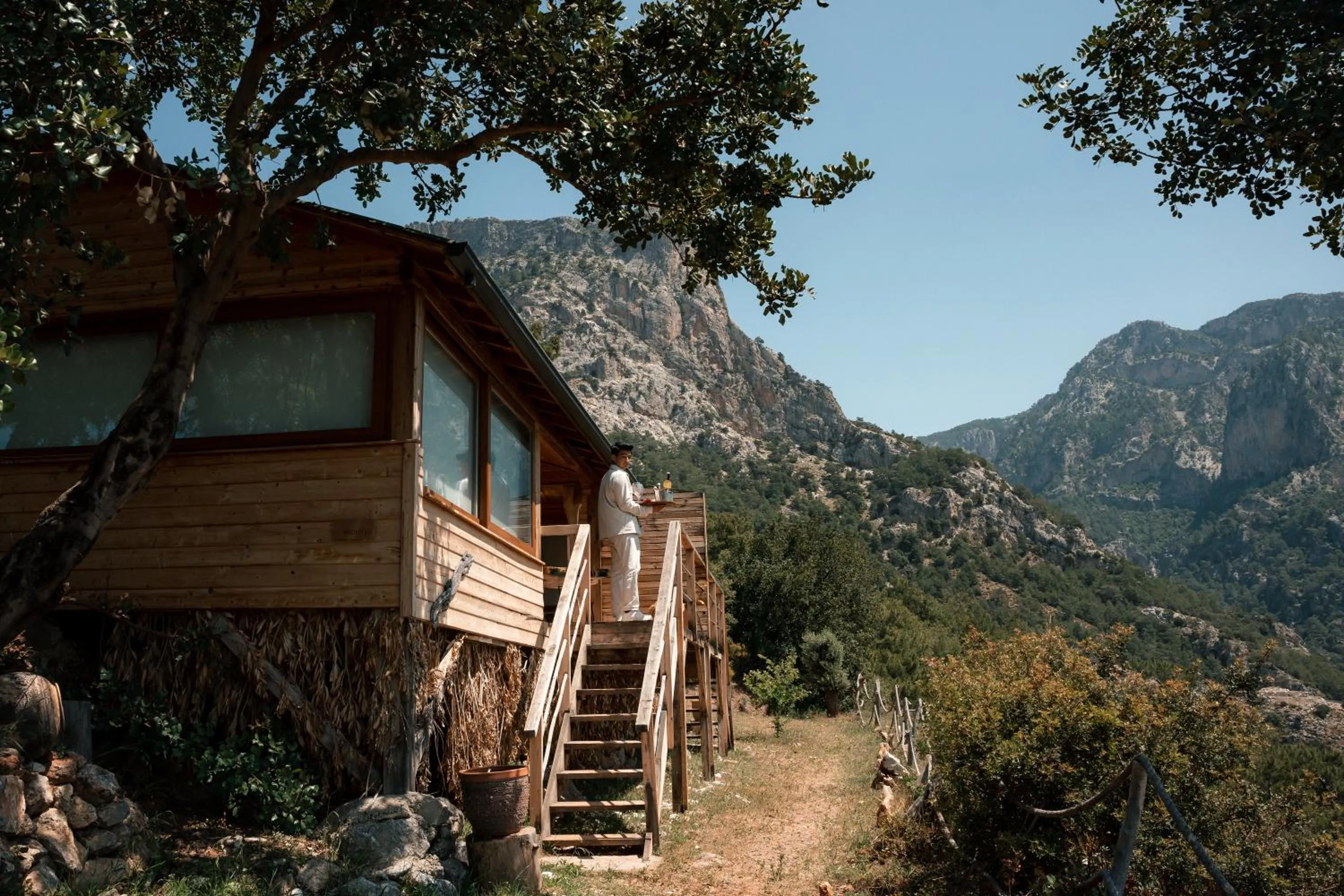Property building in Olive Garden Kabak